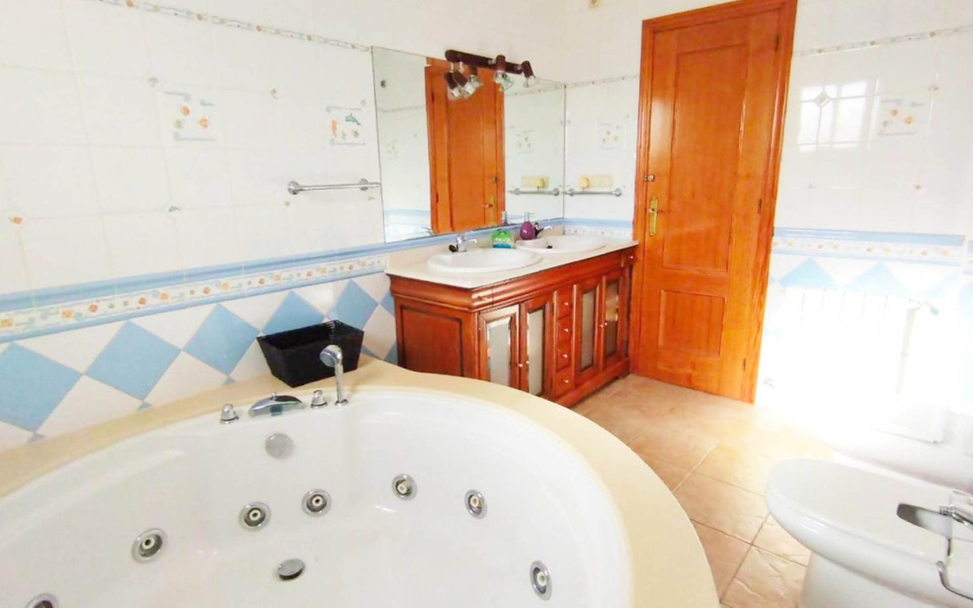 Resale - Villa - Alicante - La Torreta