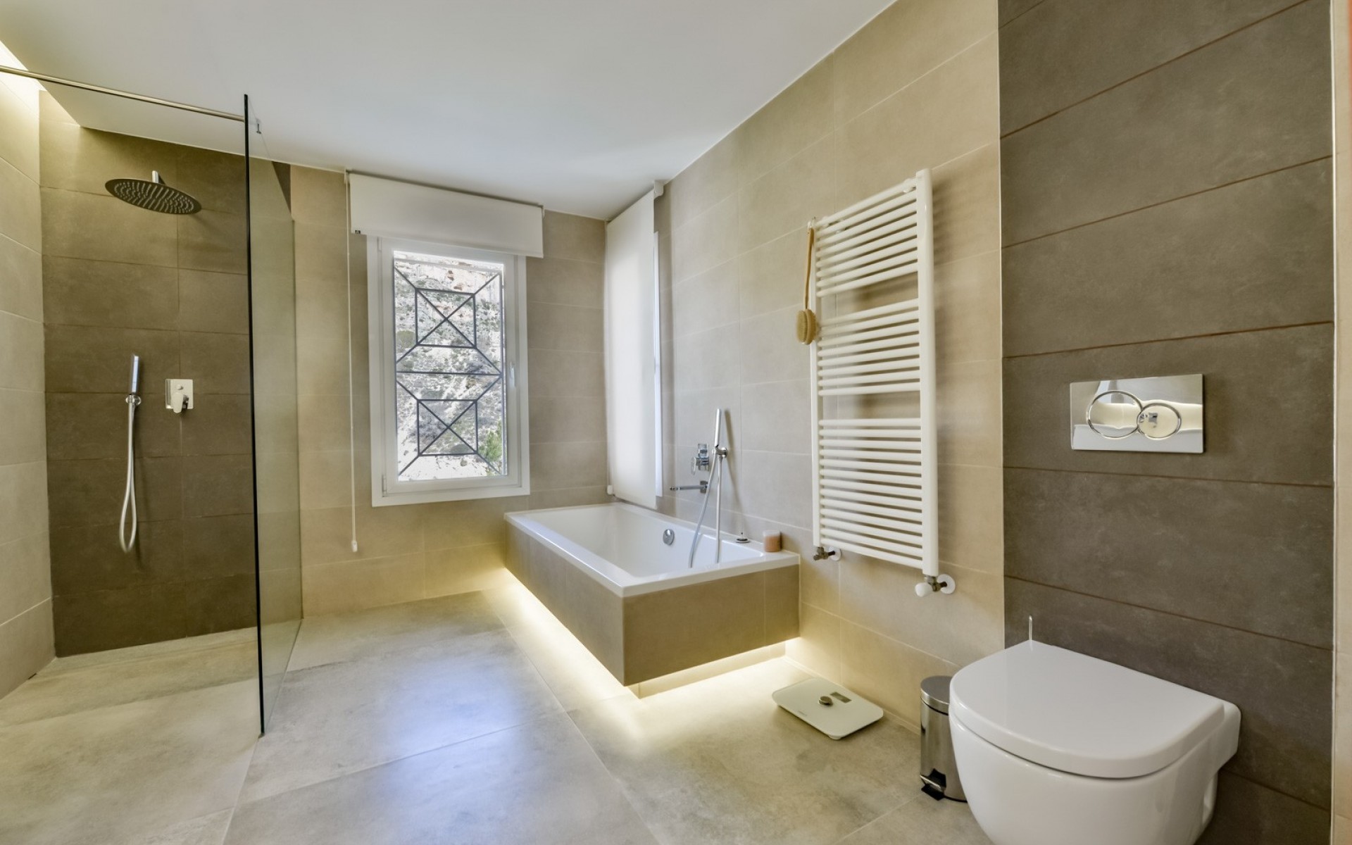 Resale - Villa - Altea