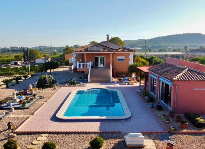 Resale - Villa - Benejuzar - Benejuzar Centro