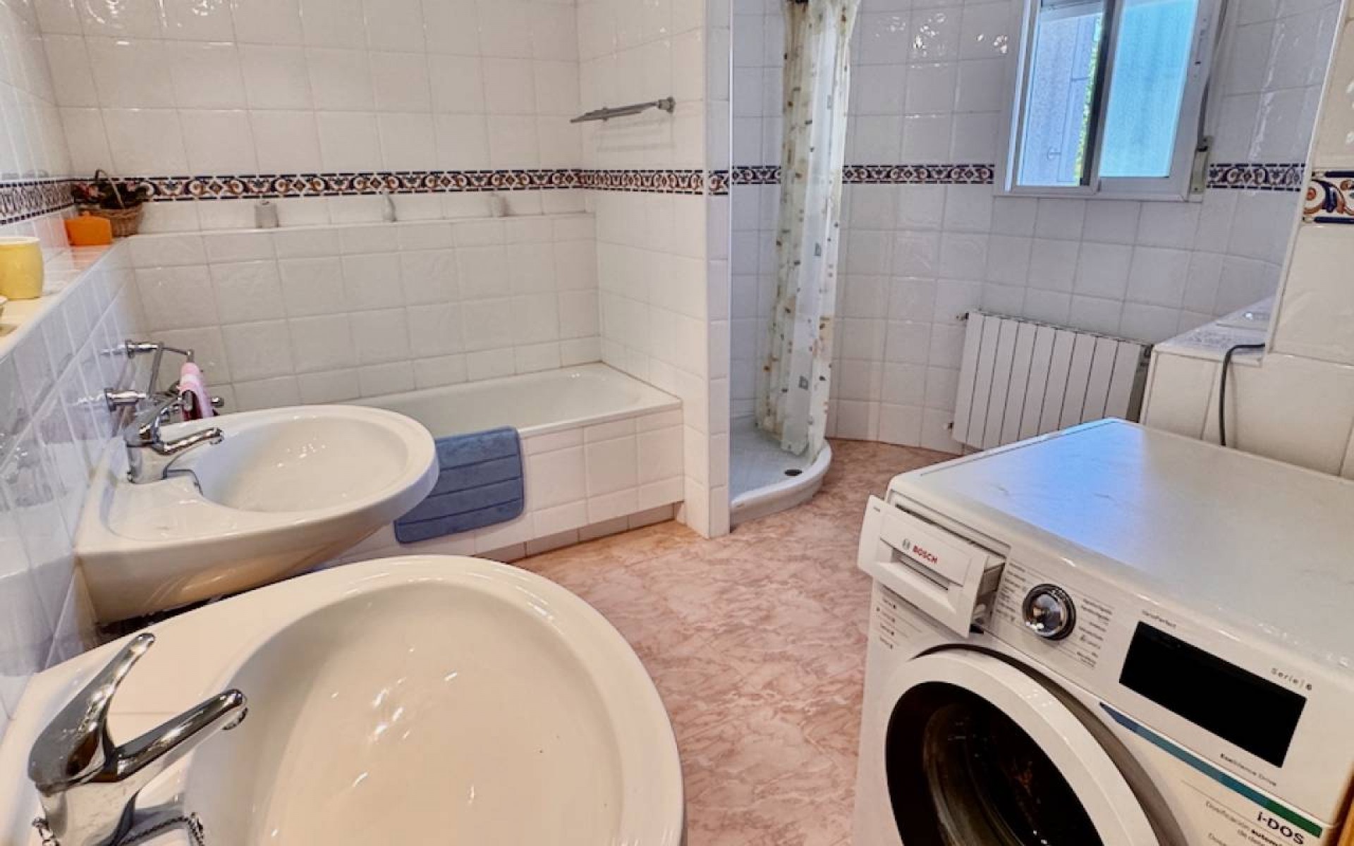 Resale - Villa - Benferri