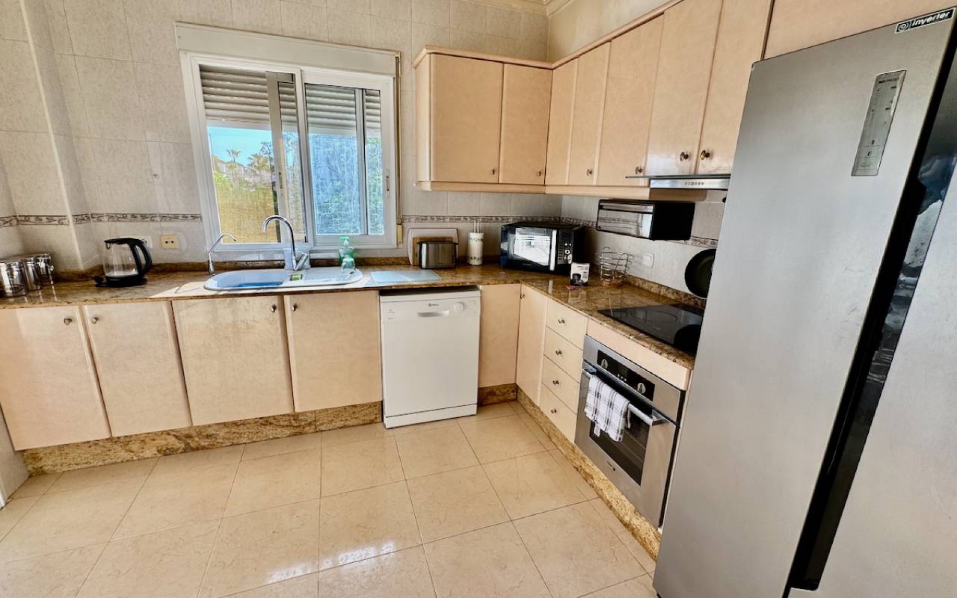 Resale - Villa - Benferri