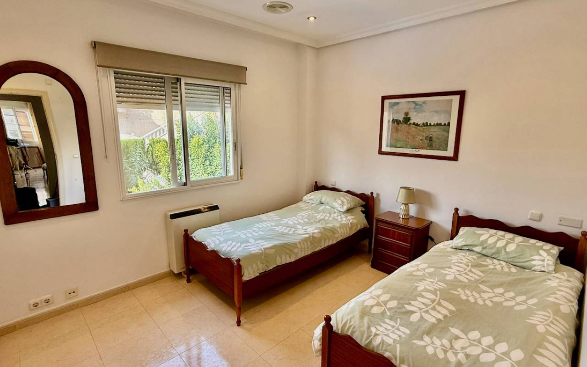 Resale - Villa - Benferri