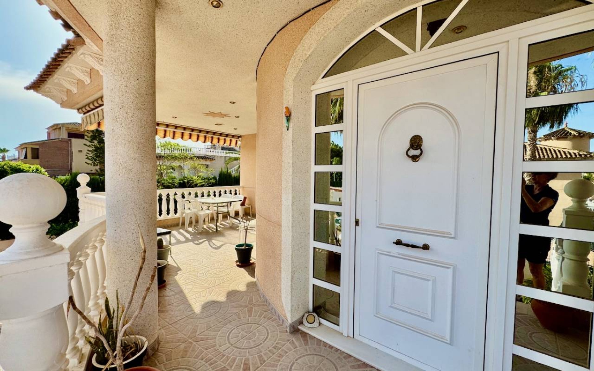 Resale - Villa - Benferri