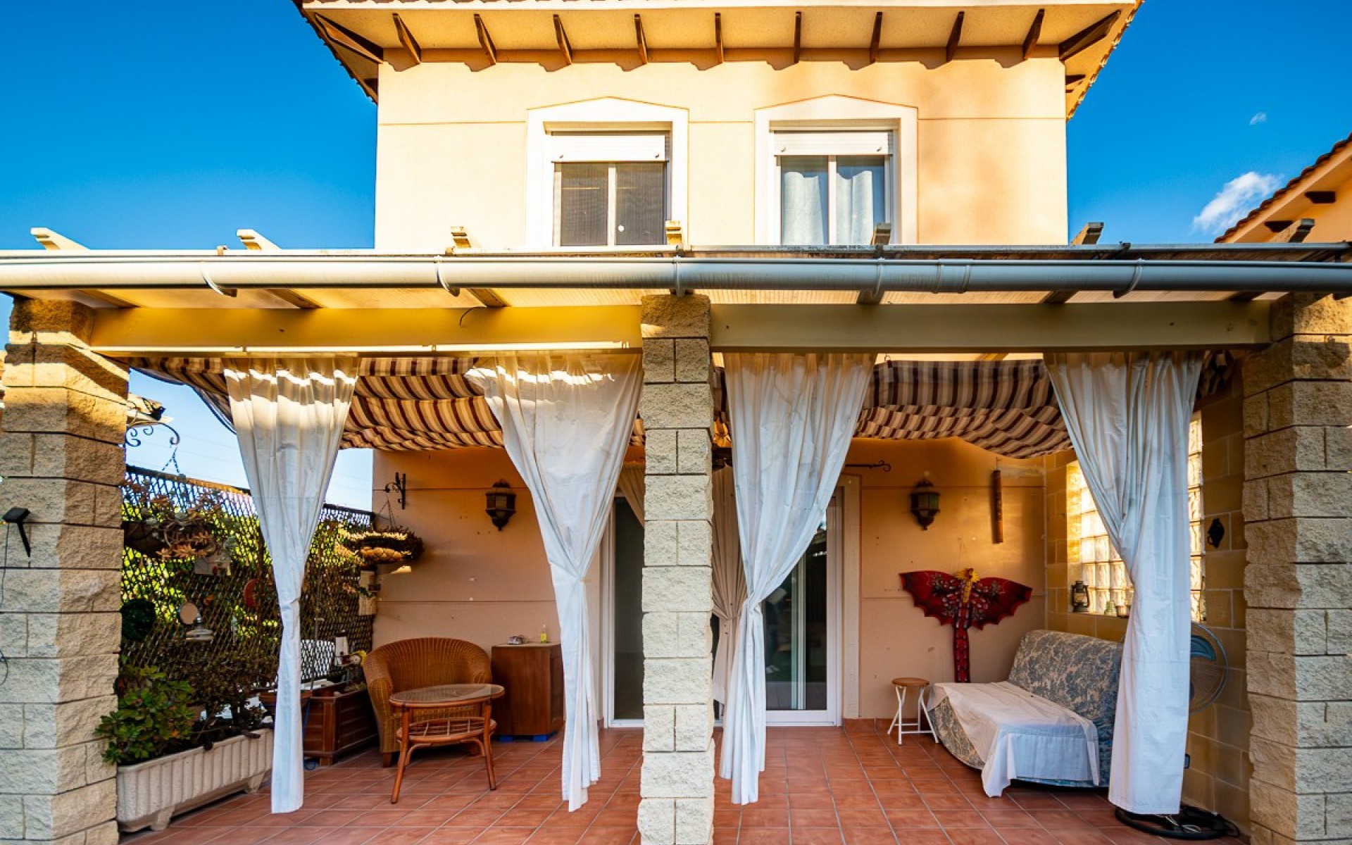 Resale - Villa - Benferri