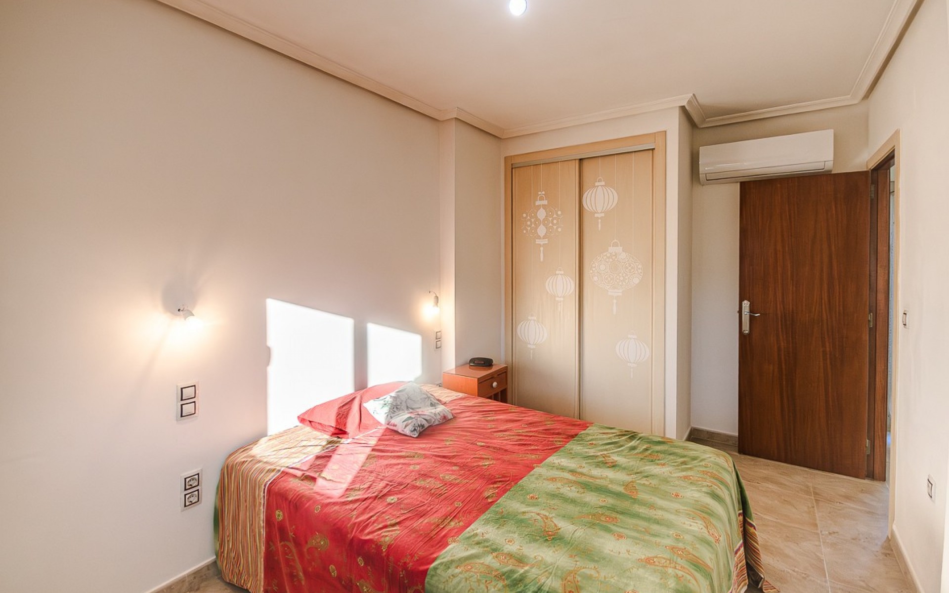 Resale - Villa - Benferri