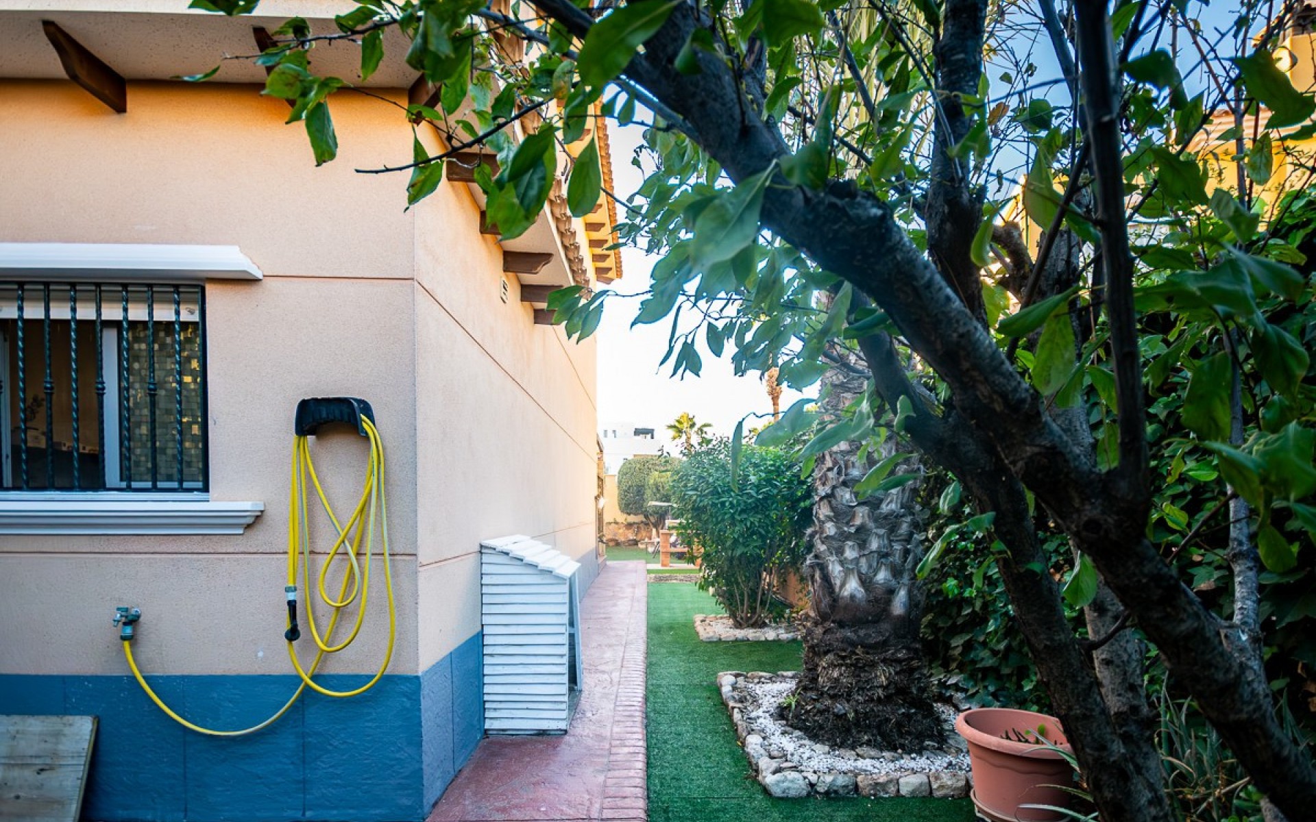 Resale - Villa - Benferri