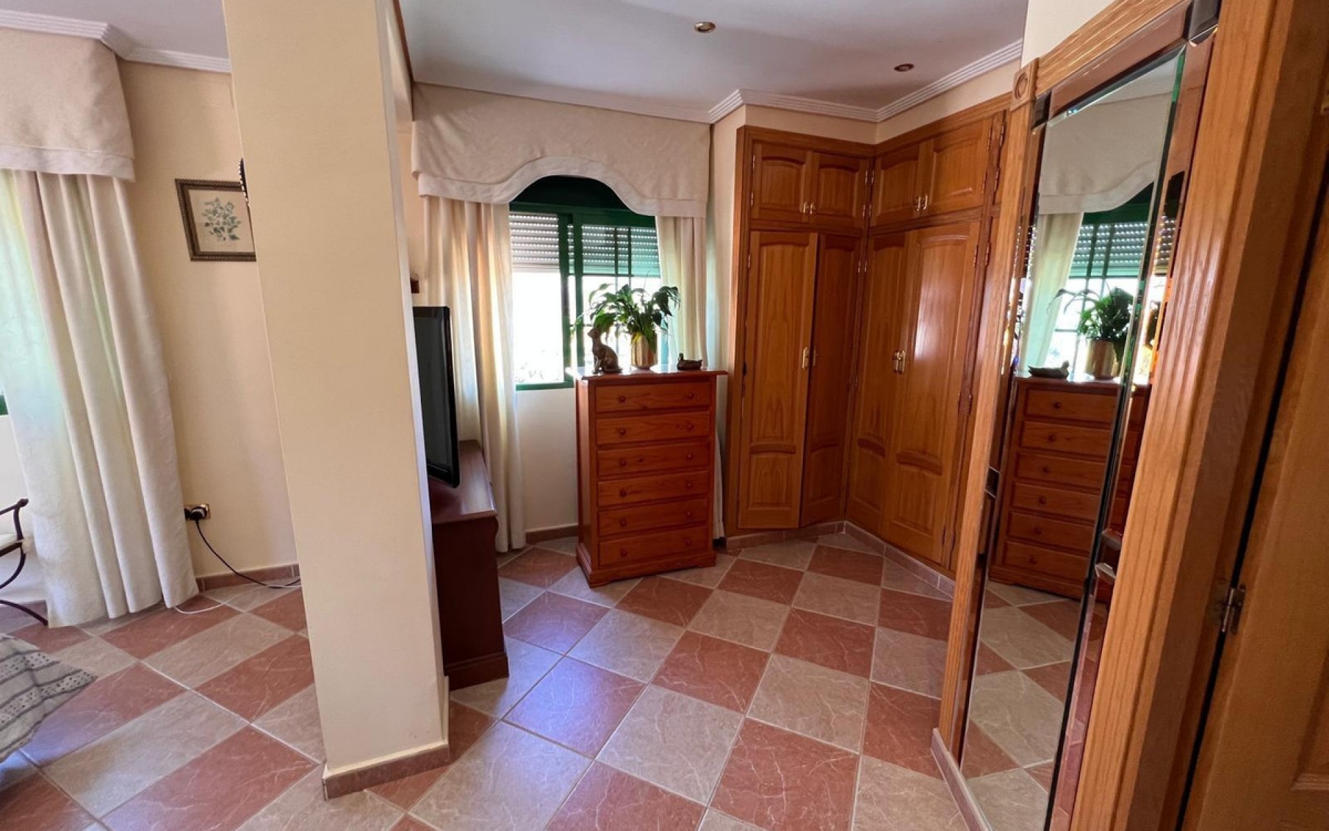 Resale - Villa - Benidorm - Benidorm Centro
