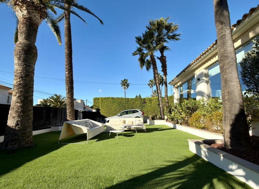 Resale - Villa - Benidorm - Benidorm Centro