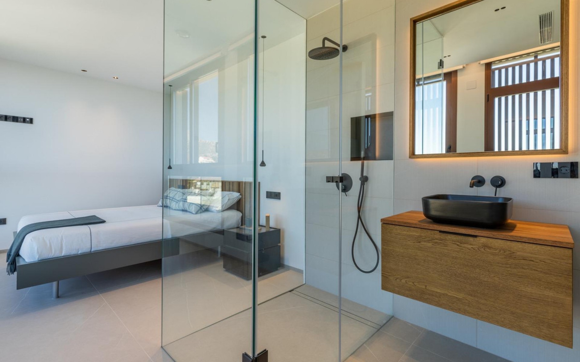 Resale - Villa - Benidorm - Benidorm Centro