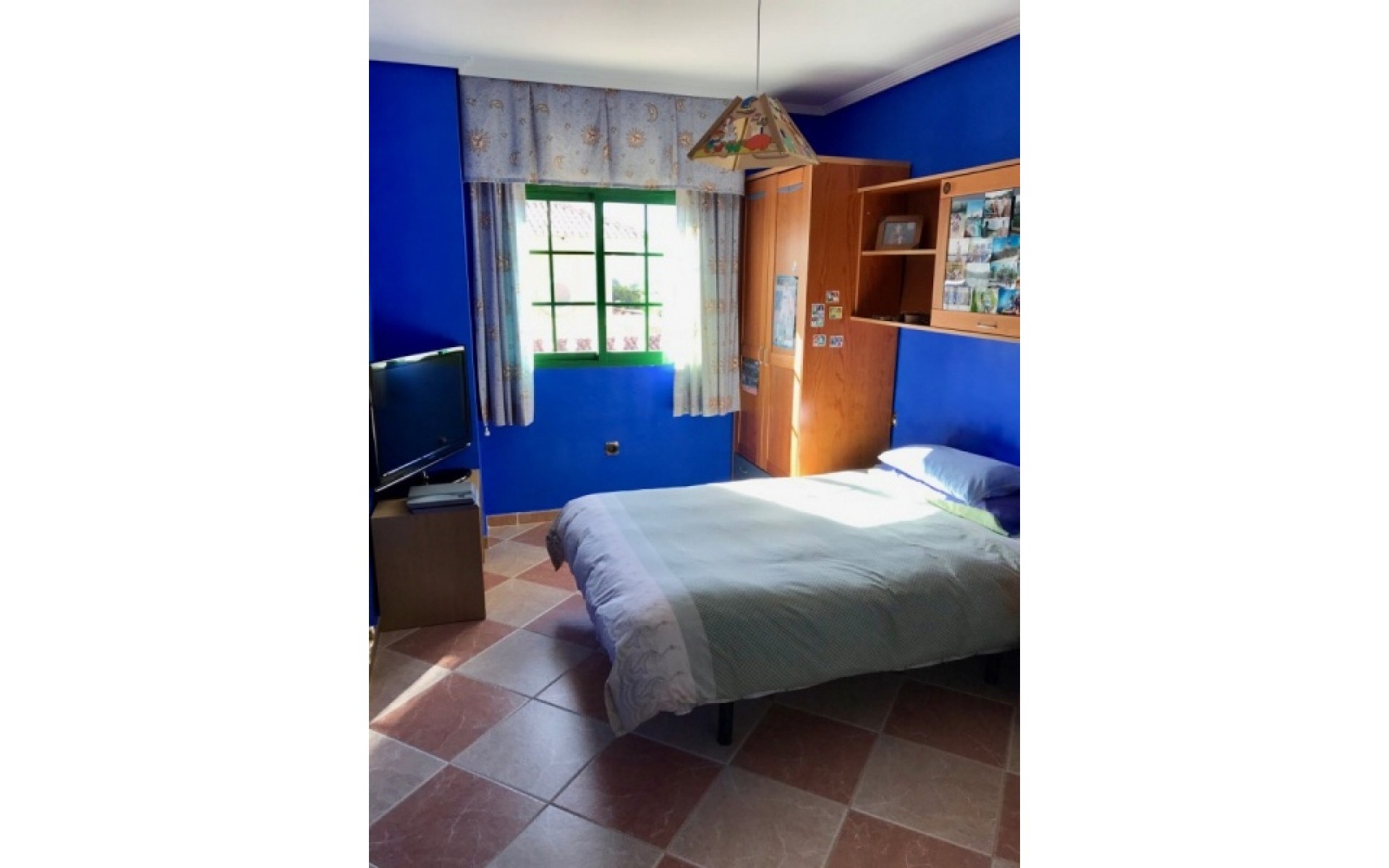 Resale - Villa - Benidorm - Benidorm Centro