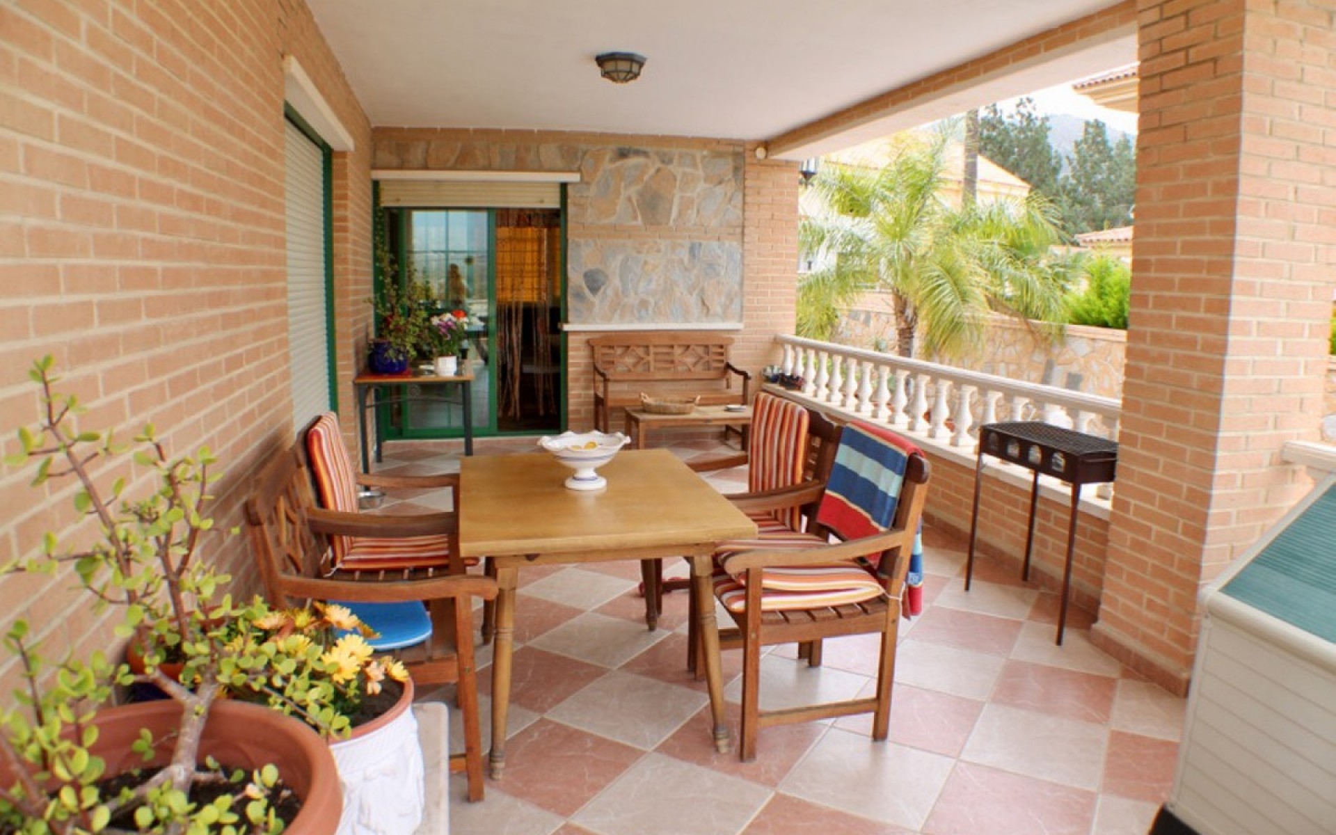 Resale - Villa - Benidorm - Benidorm Centro
