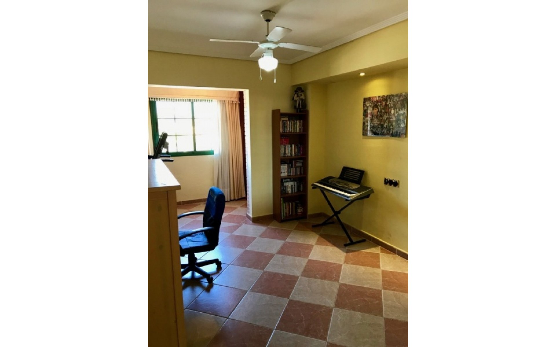 Resale - Villa - Benidorm - Benidorm Centro