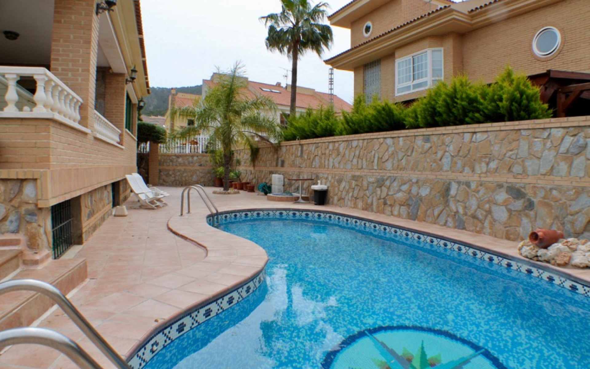 Resale - Villa - Benidorm - Benidorm Centro