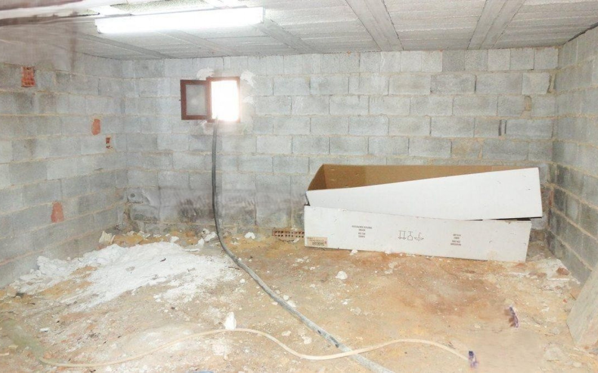 Resale - Villa - Benidorm - Benidorm Centro