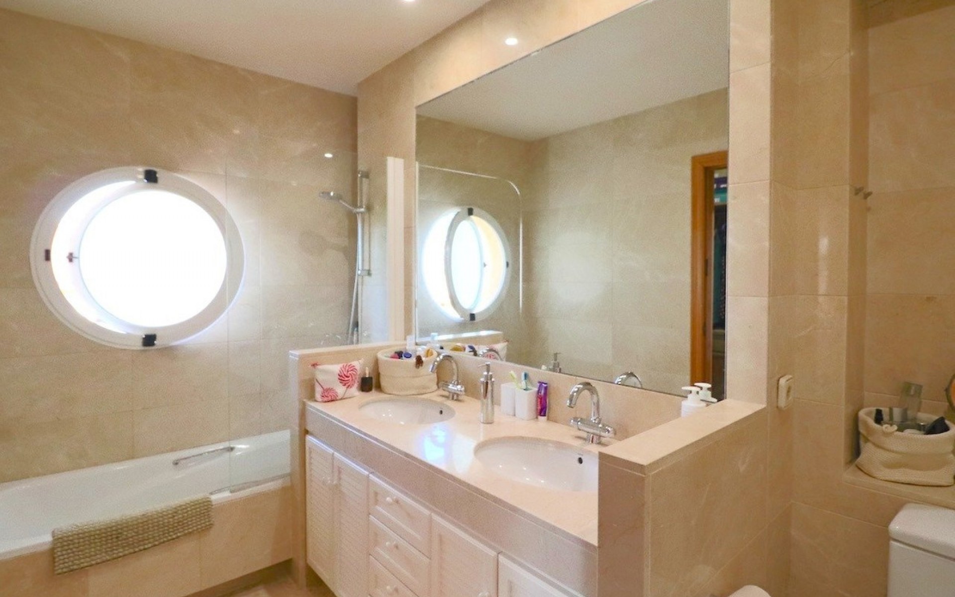 Resale - Villa - Benidorm - Benidorm Centro