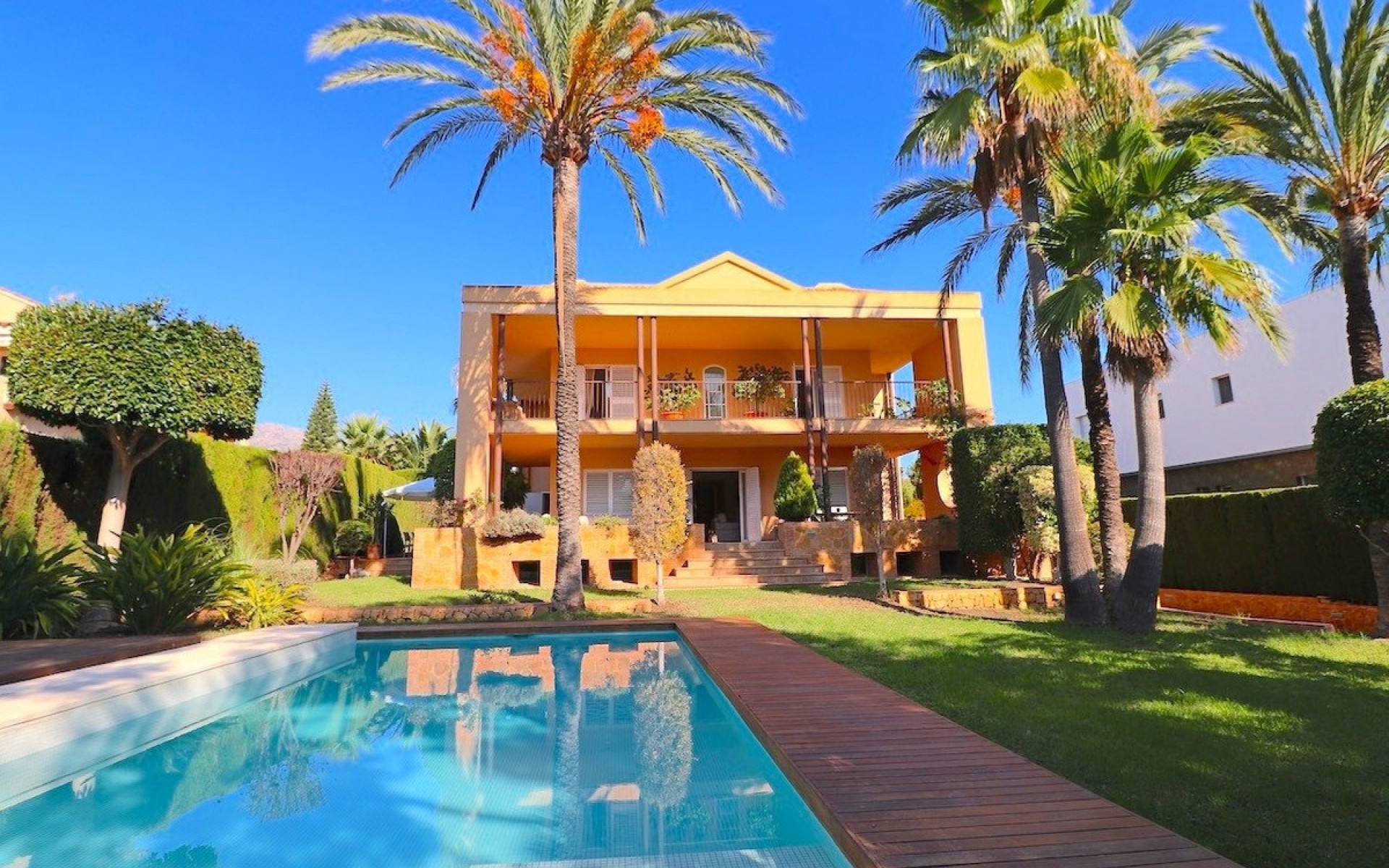 Resale - Villa - Benidorm - Benidorm Centro