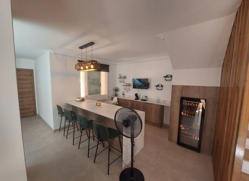 Resale - Villa - Benidorm - Benidorm Centro