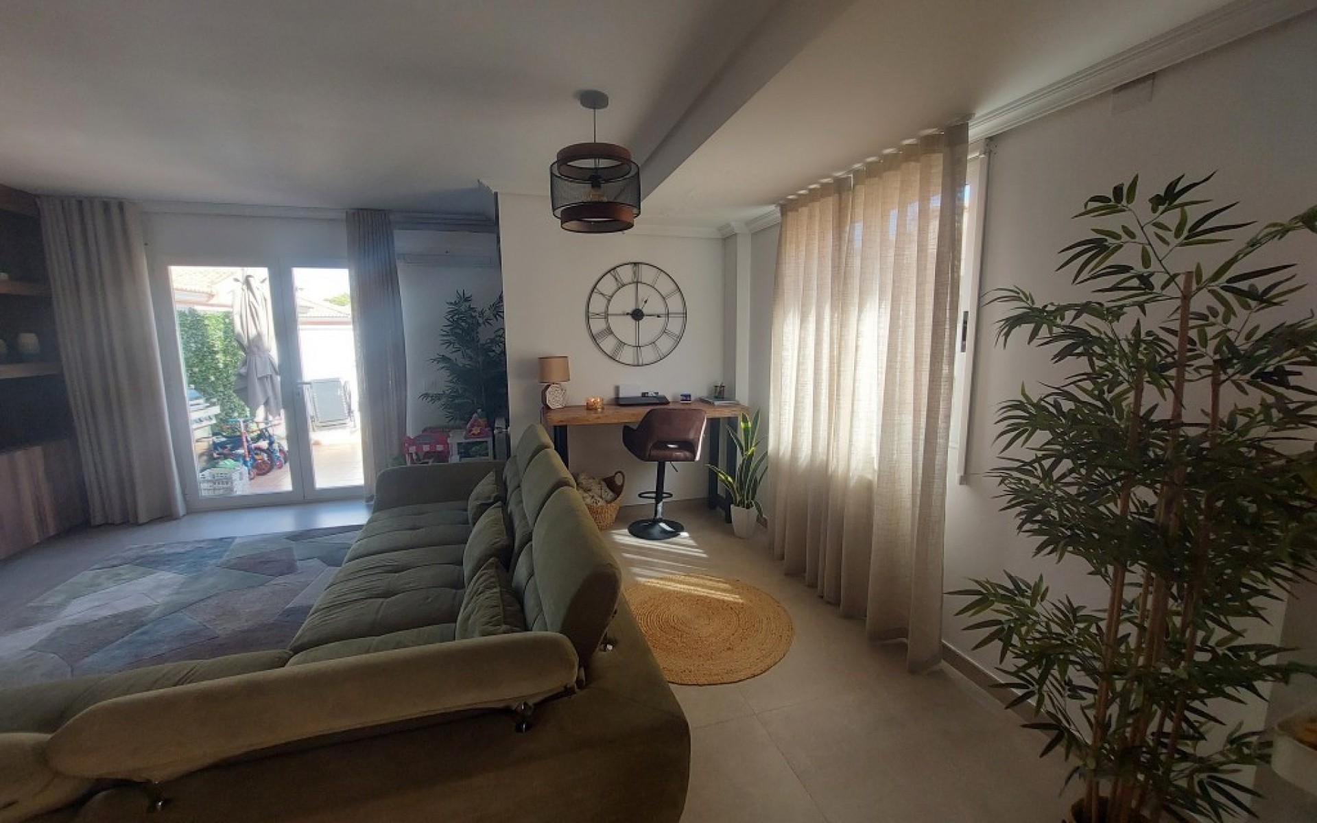 Resale - Villa - Benidorm - Benidorm Centro
