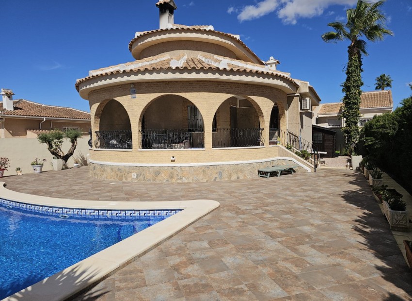 Resale - Villa - Benijofar