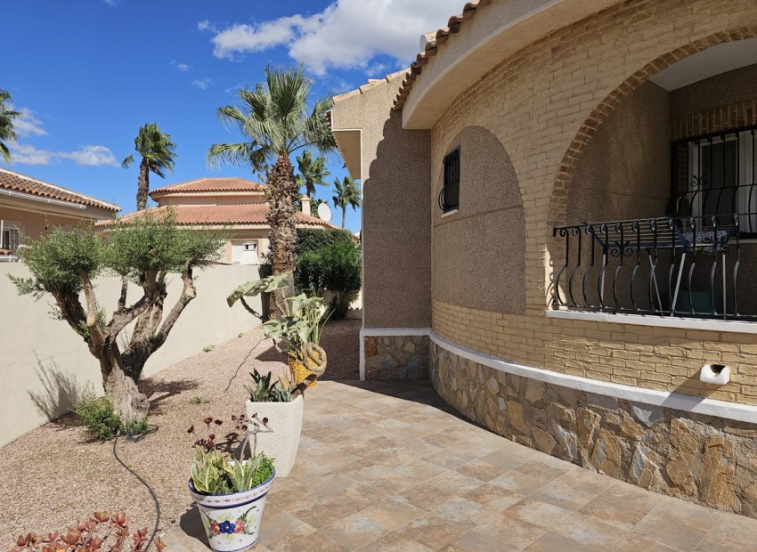 Resale - Villa - Benijofar