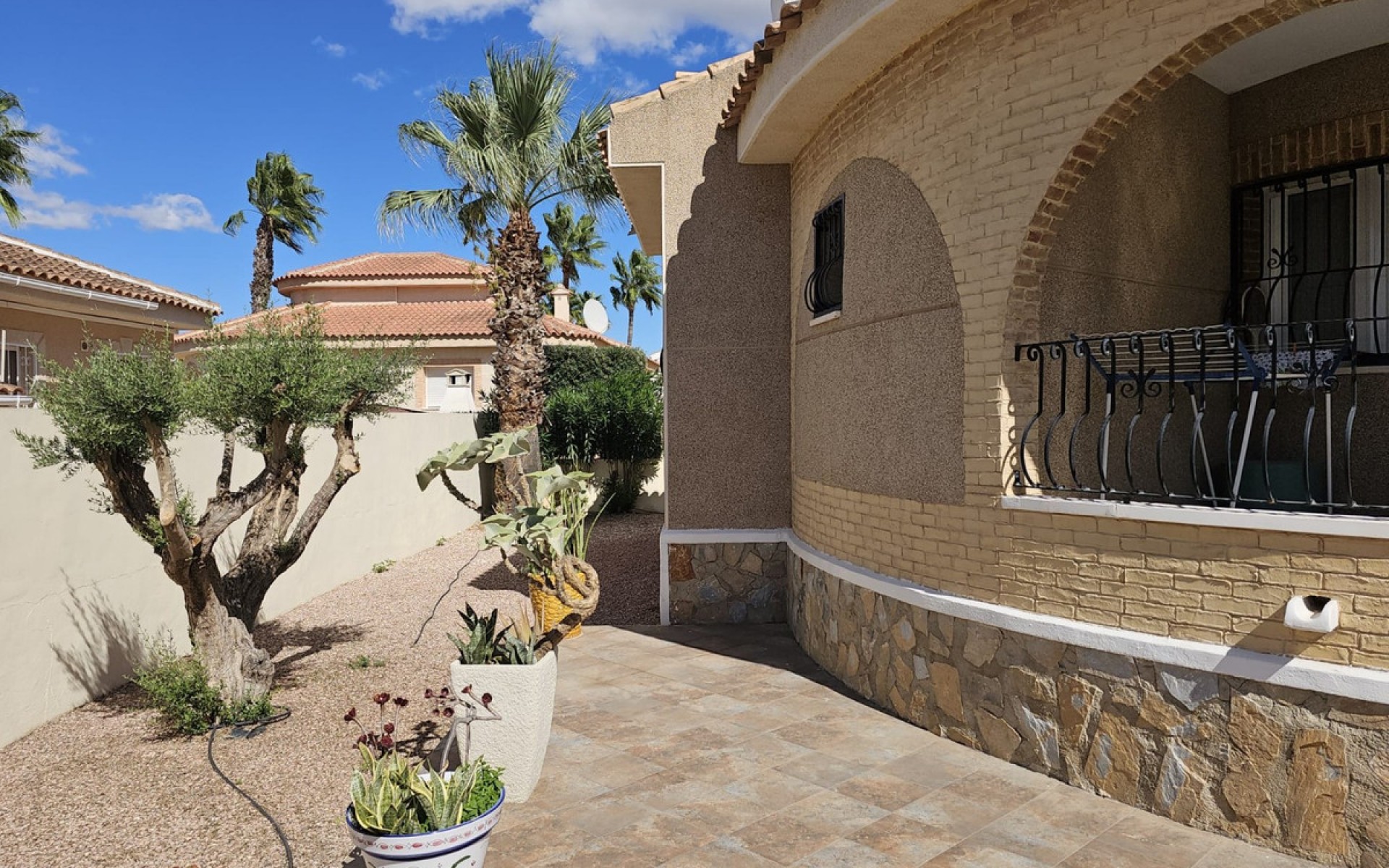 Resale - Villa - Benijofar