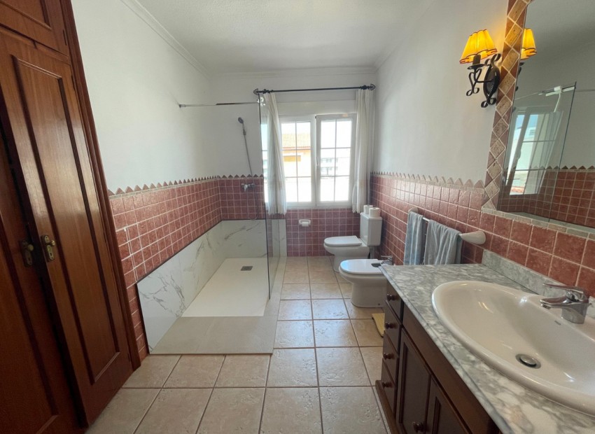 Resale - Villa - Benijofar