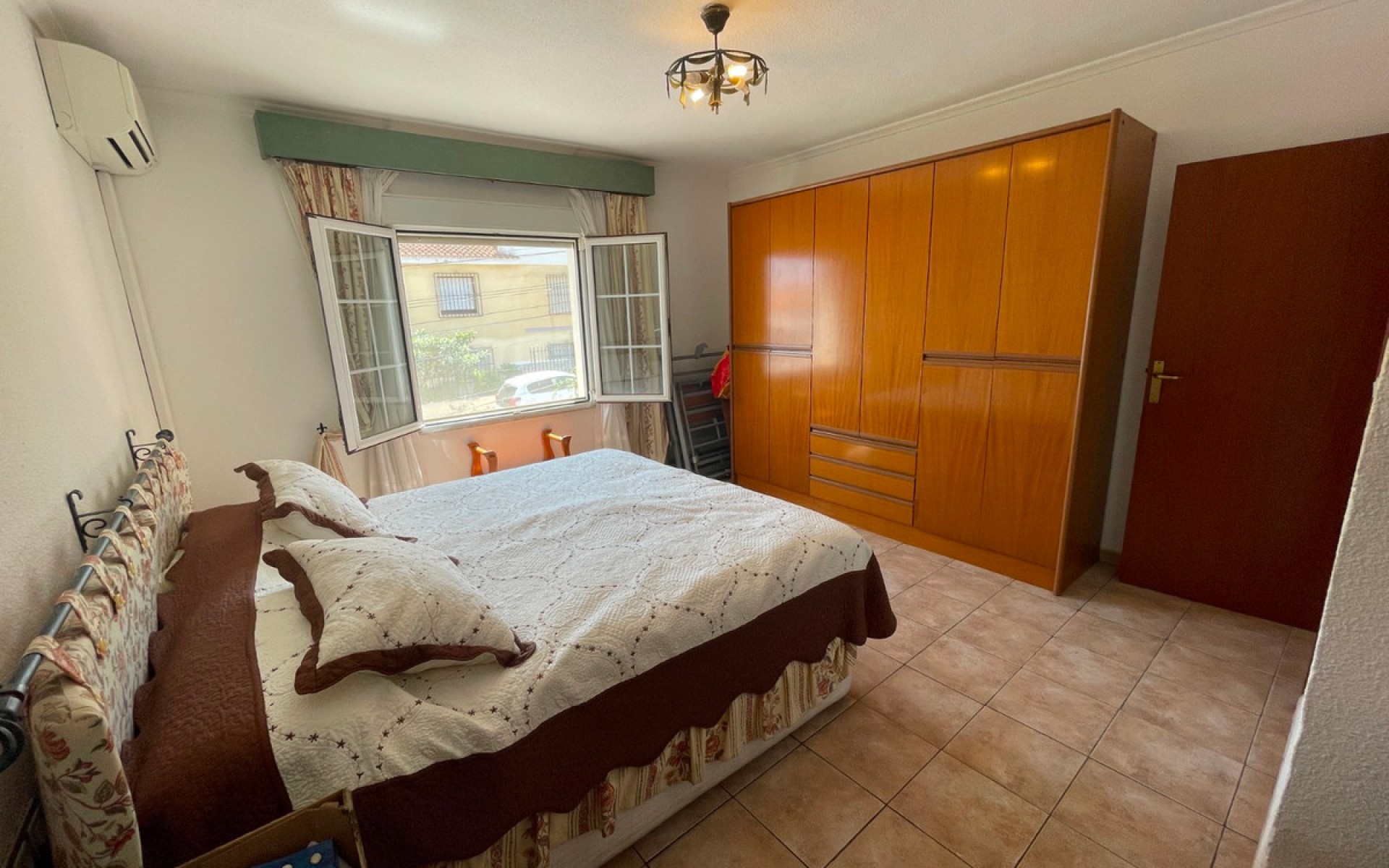 Resale - Villa - Benijofar