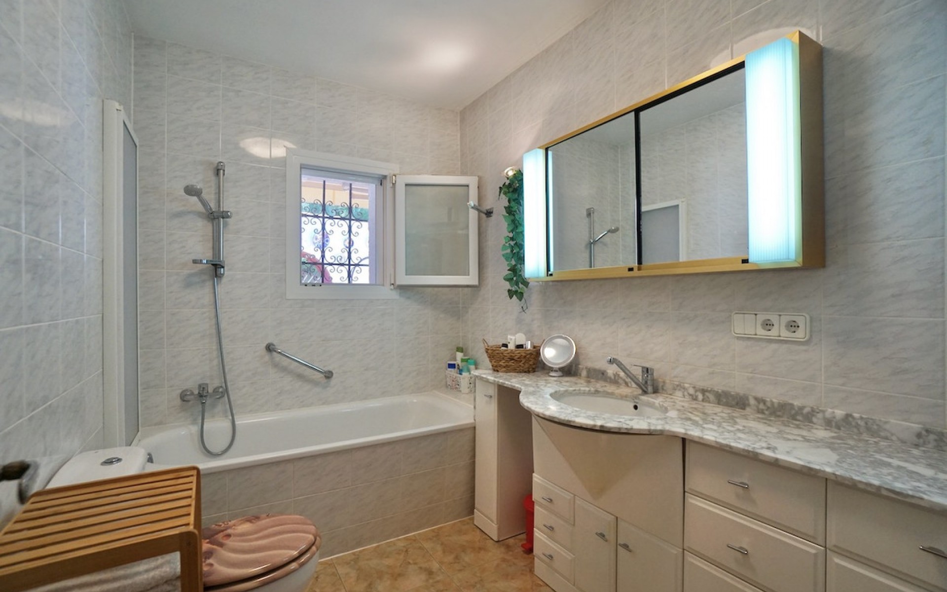 Resale - Villa - BenIssa - Benissa Centro