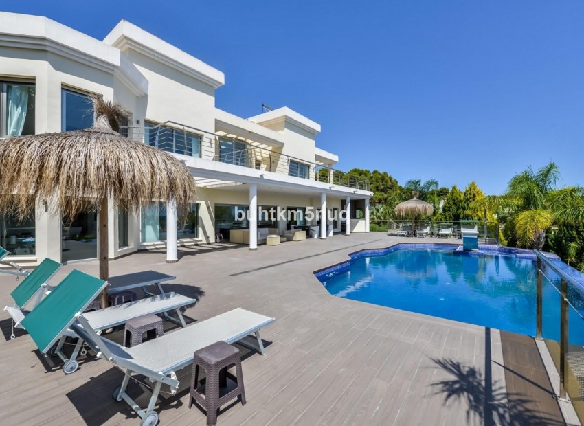 Resale - Villa - BenIssa - Benissa Centro