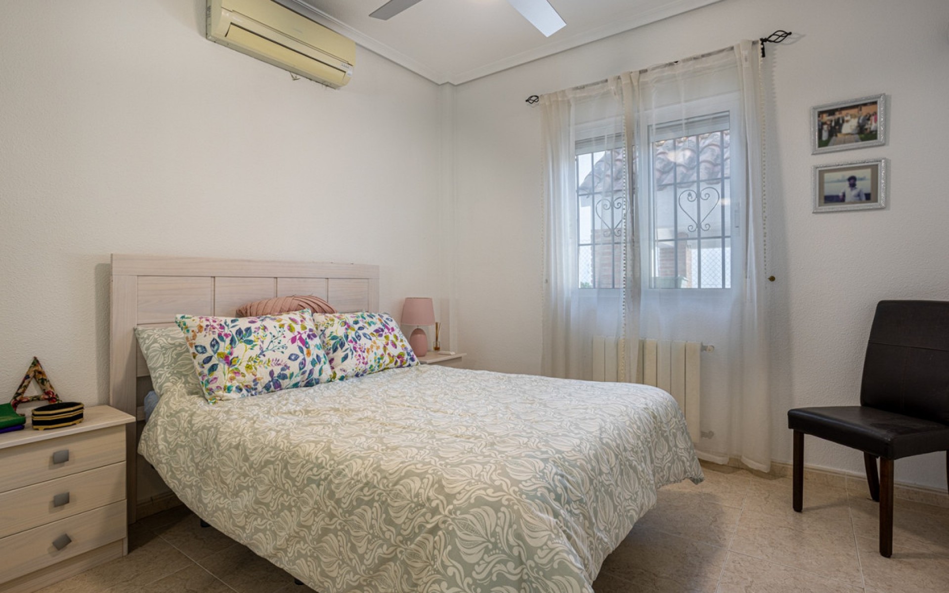 Resale - Villa - Bigastro