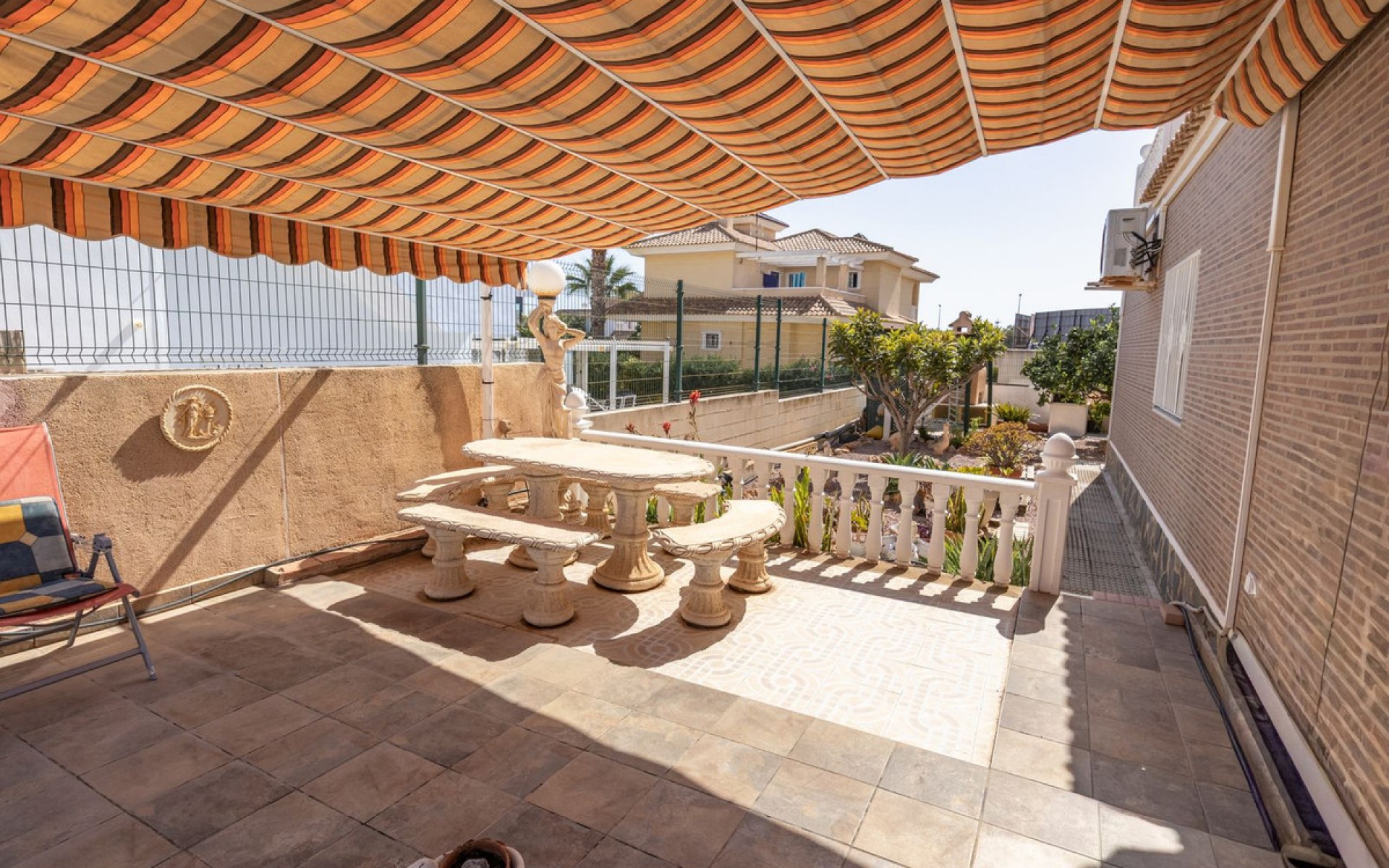 Resale - Villa - Cabo Roig - La Regia