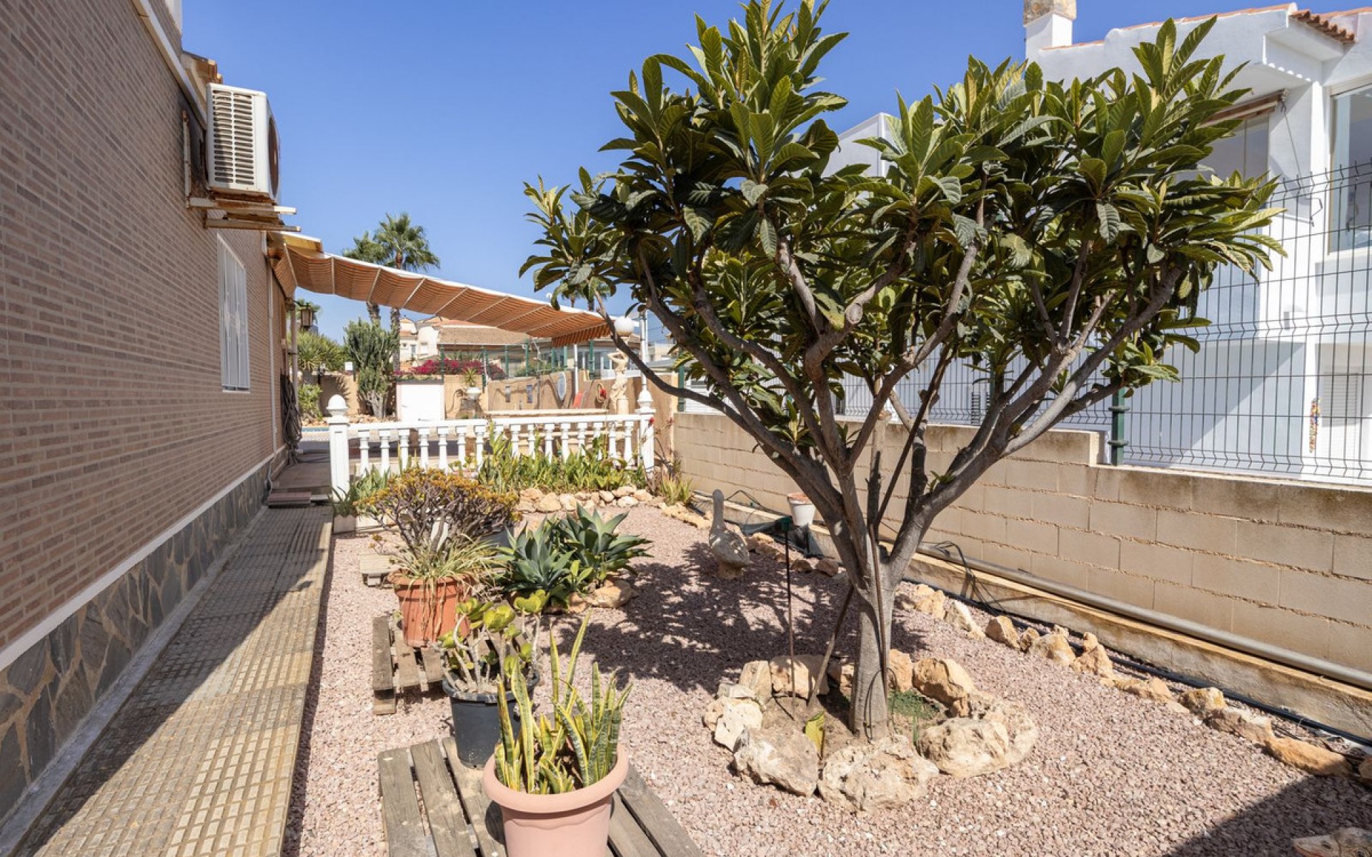 Resale - Villa - Cabo Roig - La Regia