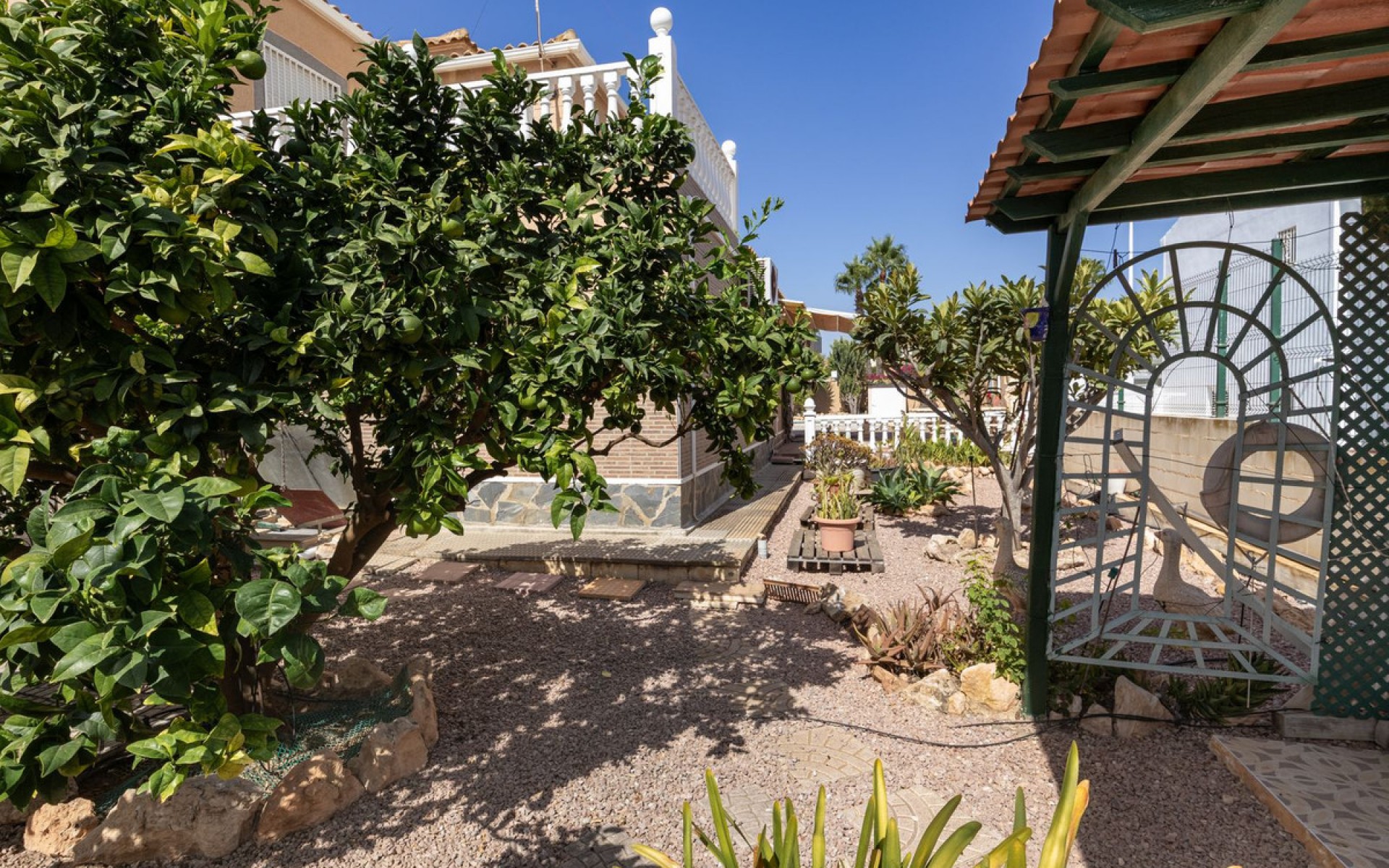 Resale - Villa - Cabo Roig - La Regia