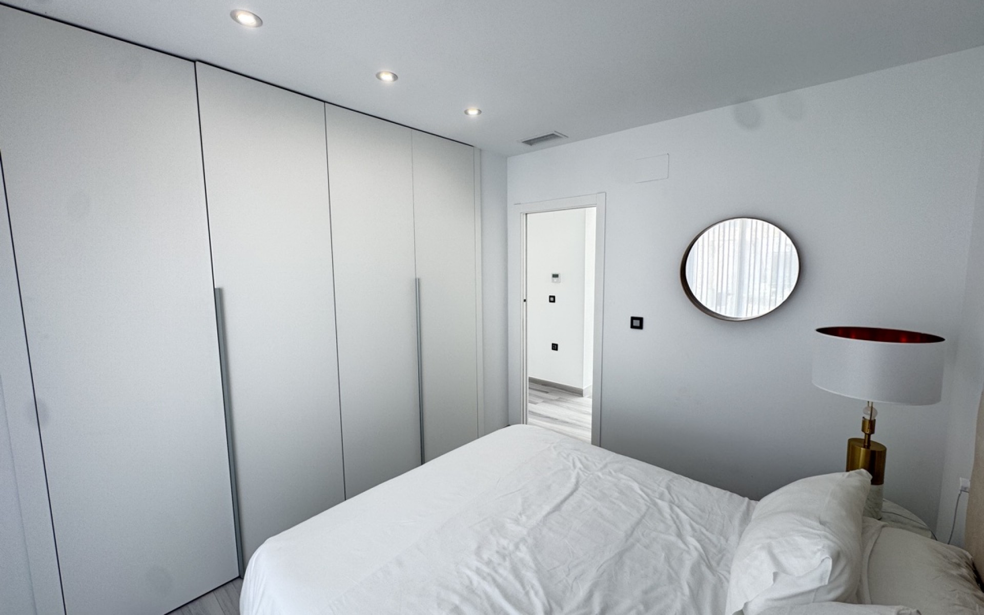 Resale - Villa - Cabo Roig