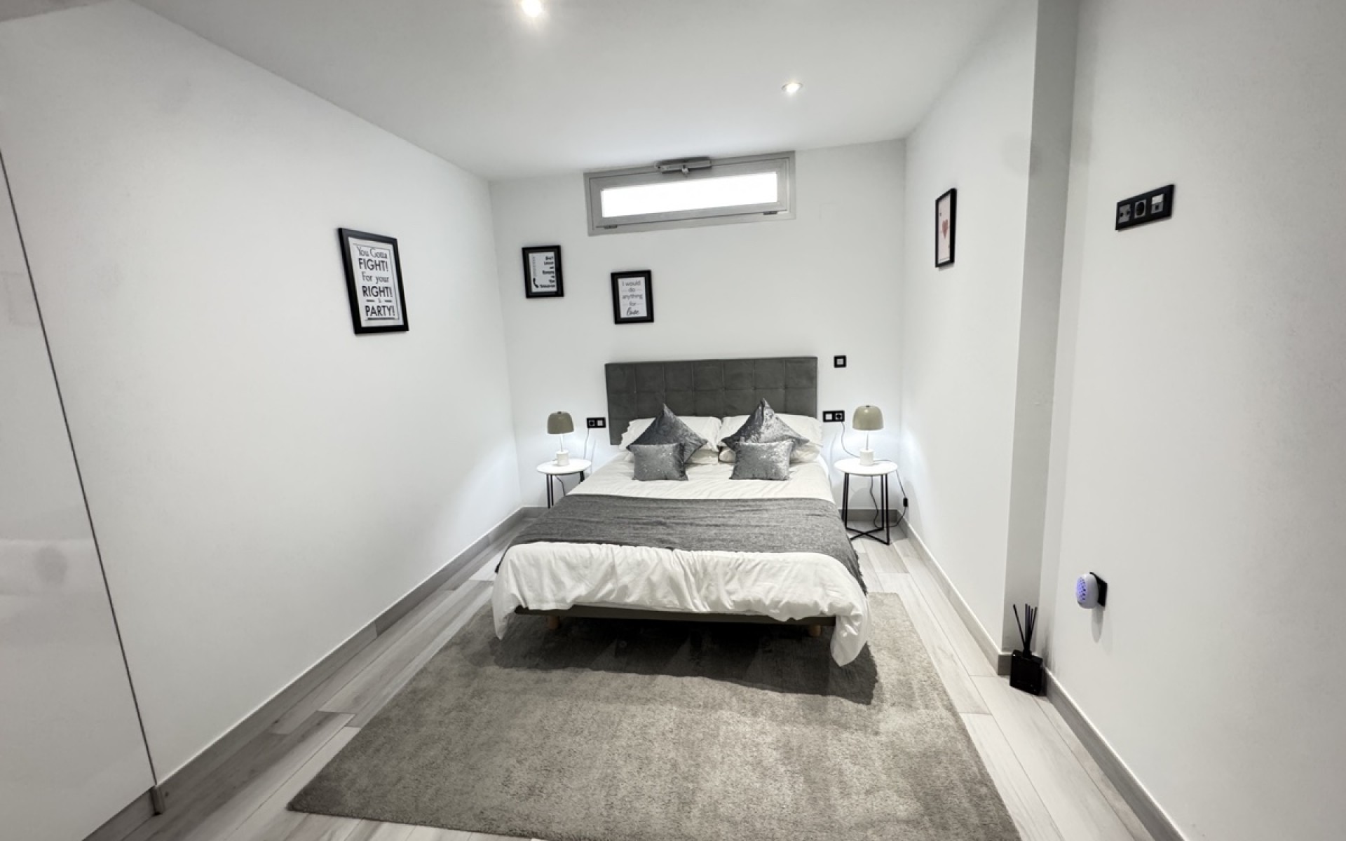 Resale - Villa - Cabo Roig