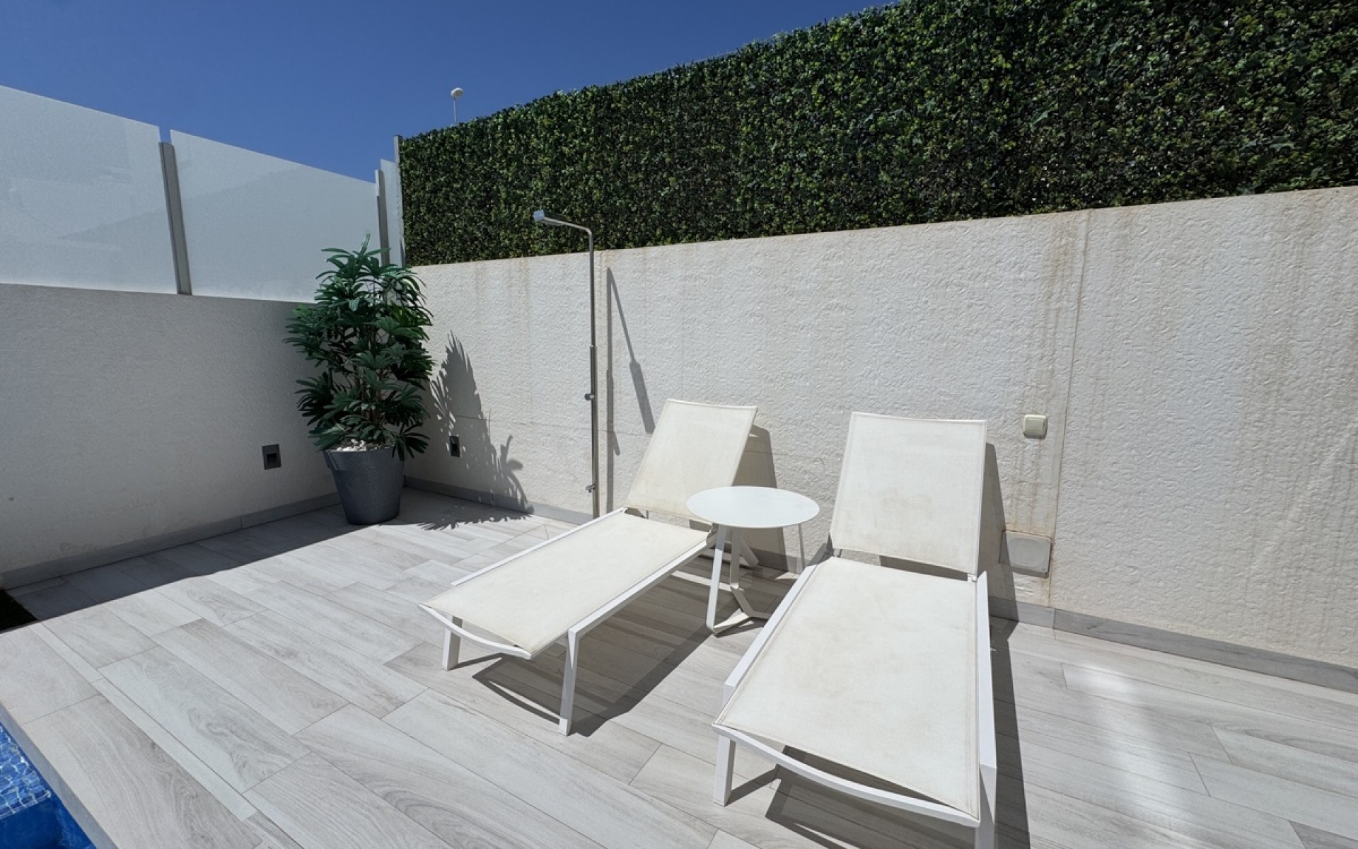 Resale - Villa - Cabo Roig