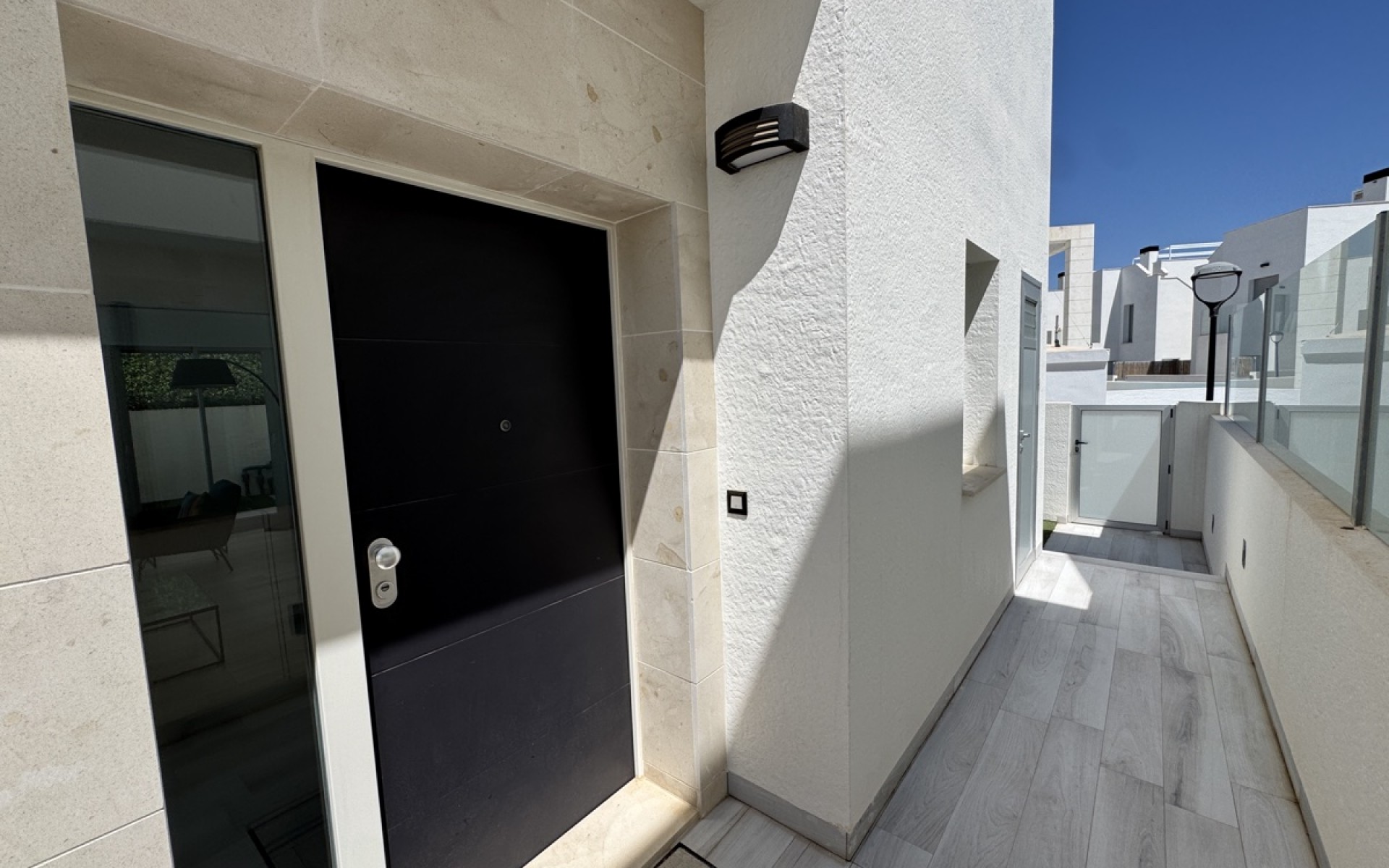 Resale - Villa - Cabo Roig