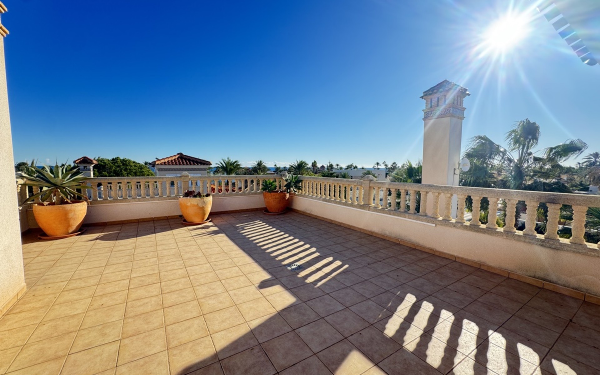 Resale - Villa - Cabo Roig
