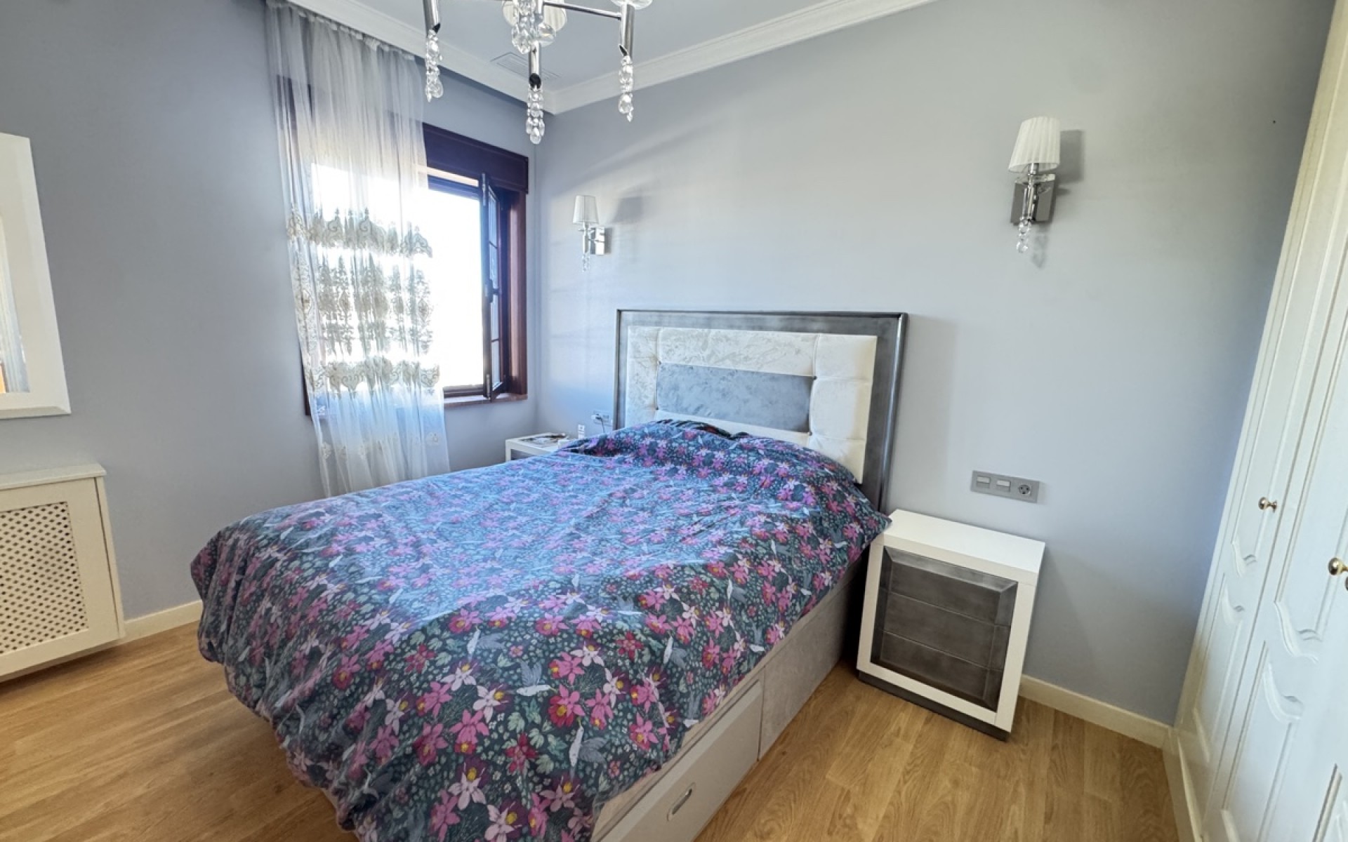 Resale - Villa - Cabo Roig