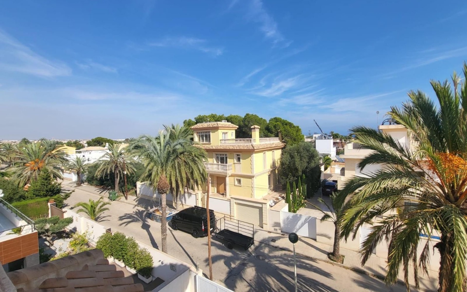 Resale - Villa - Cabo Roig