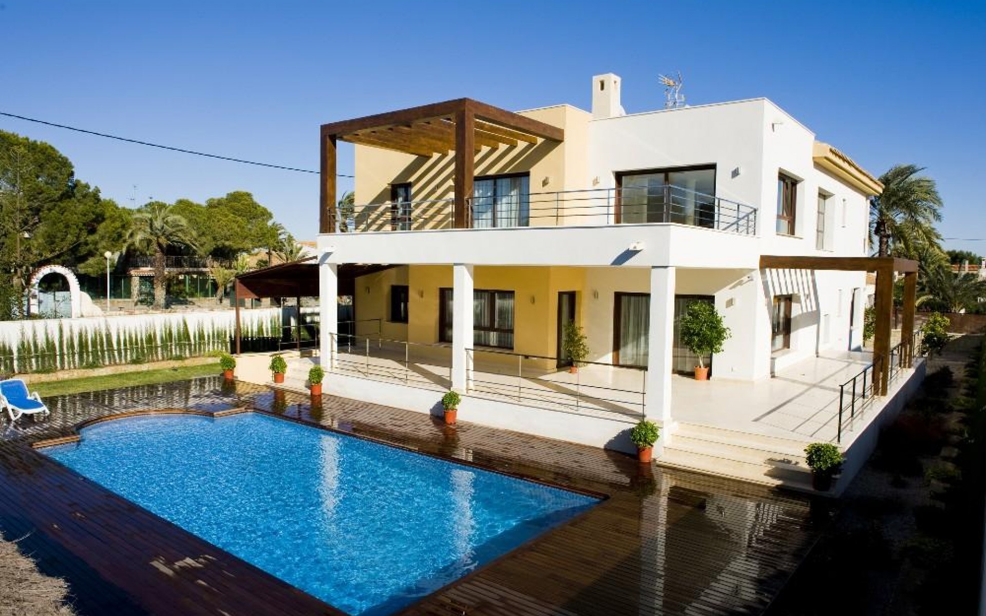 Resale - Villa - Cabo Roig