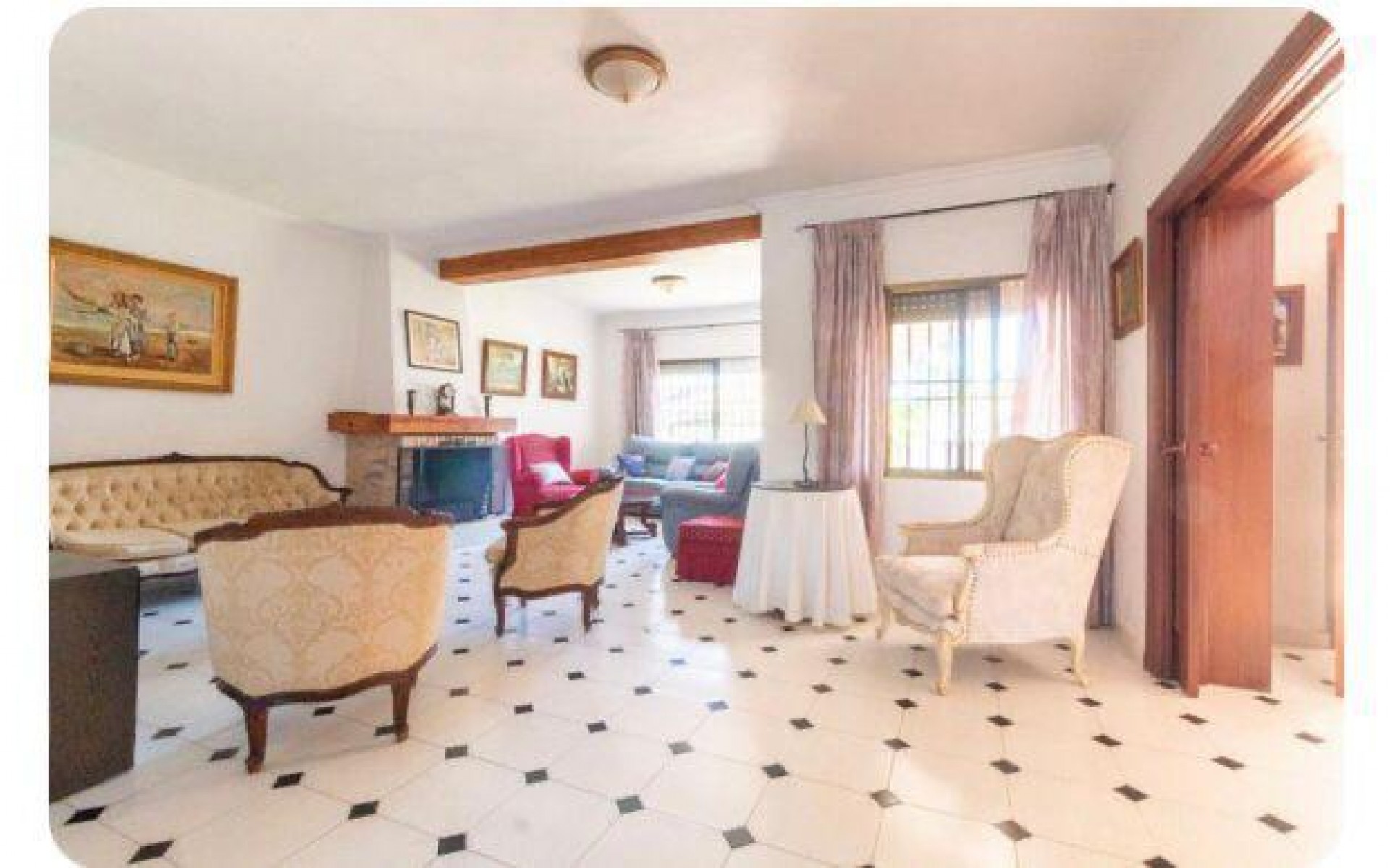 Resale - Villa - Cabo Roig