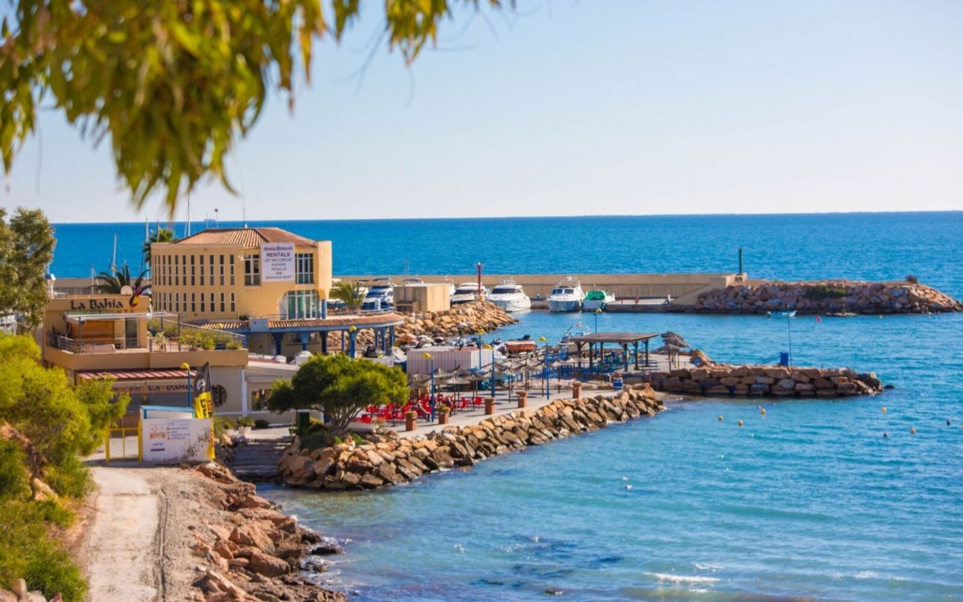 Resale - Villa - Cabo Roig