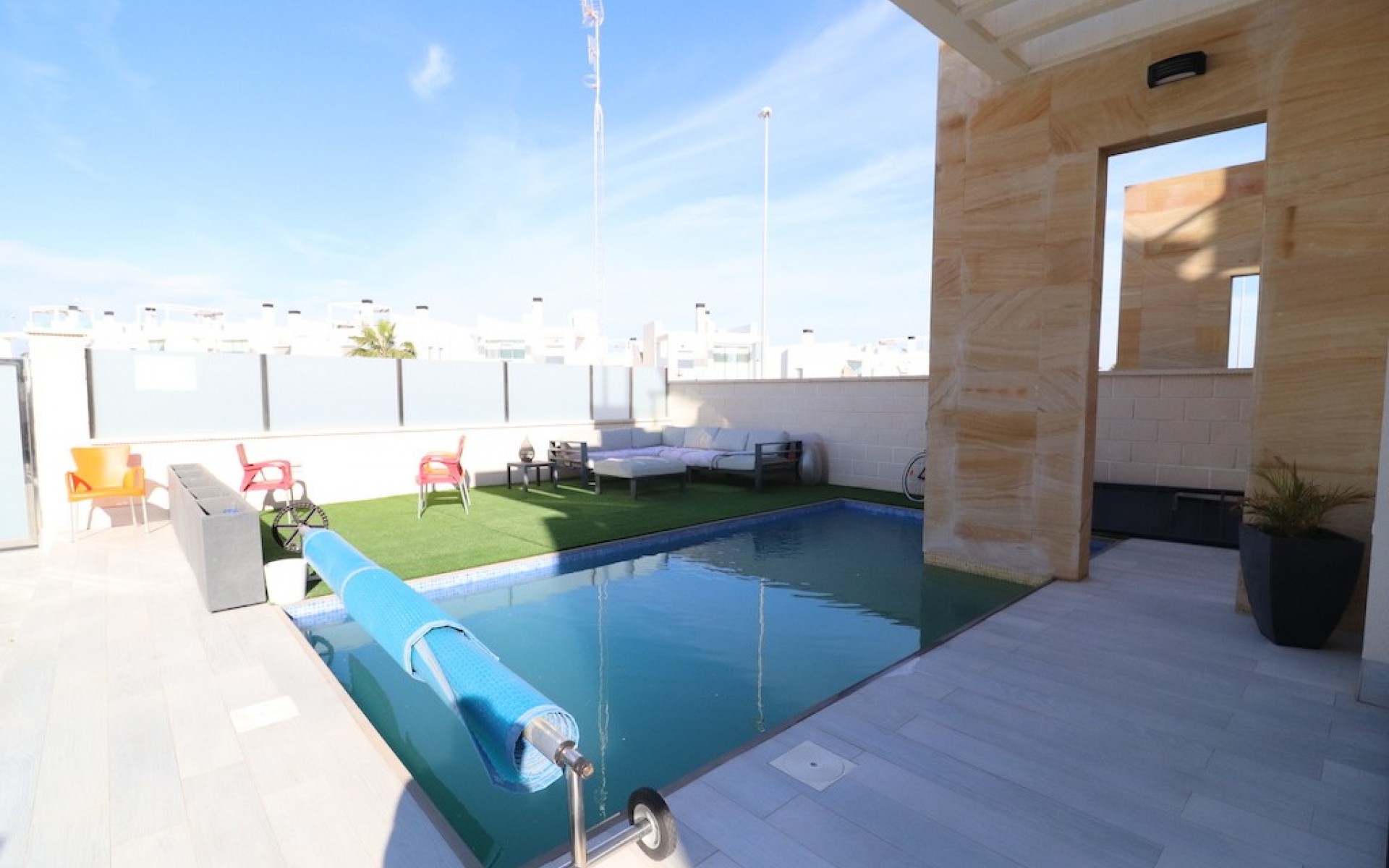 Resale - Villa - Cabo Roig