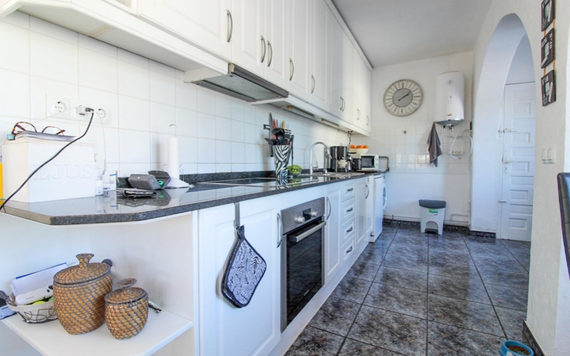 Resale - Villa - Cabo Roig