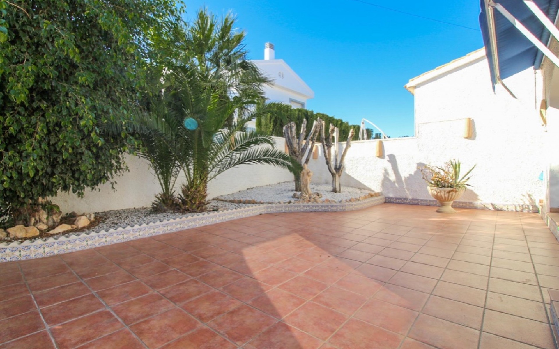 Resale - Villa - Cabo Roig