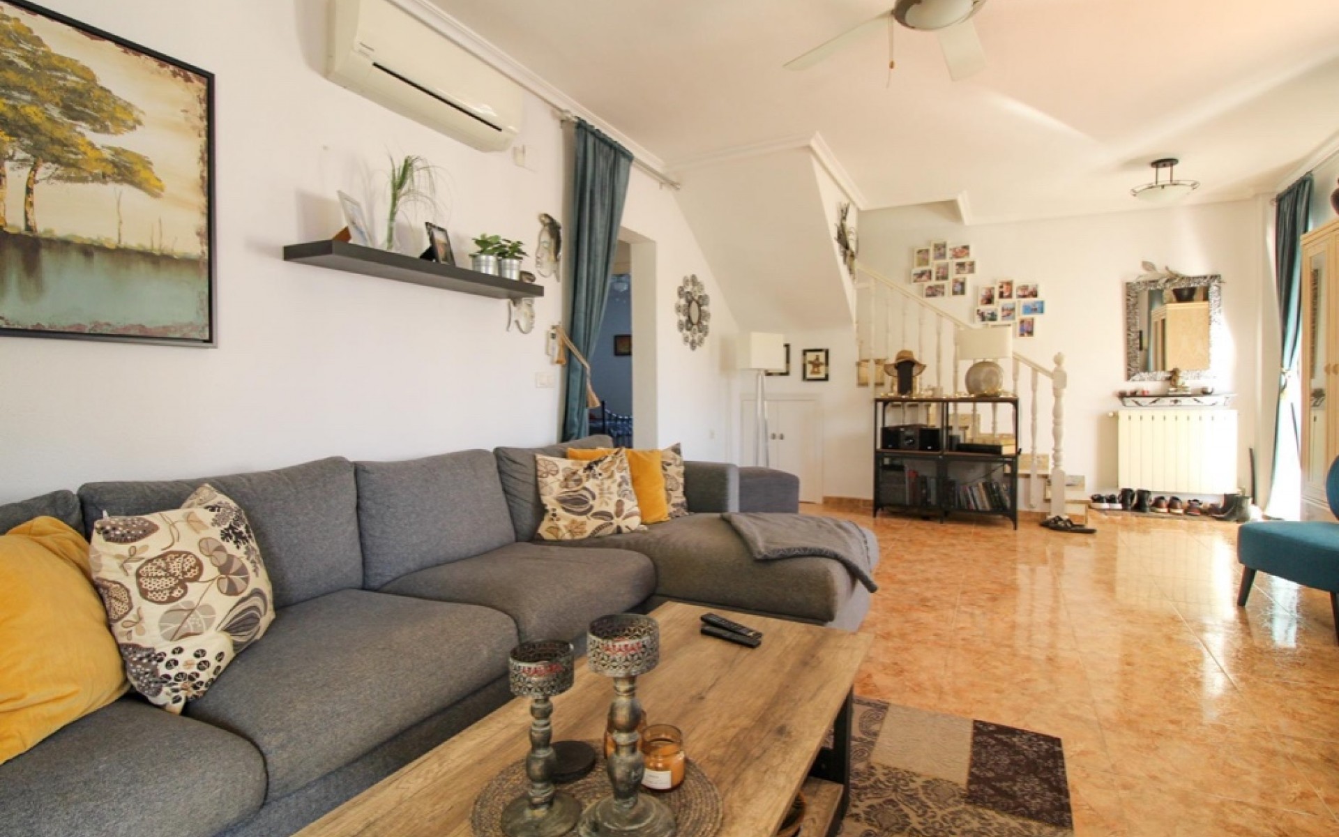 Resale - Villa - Cabo Roig