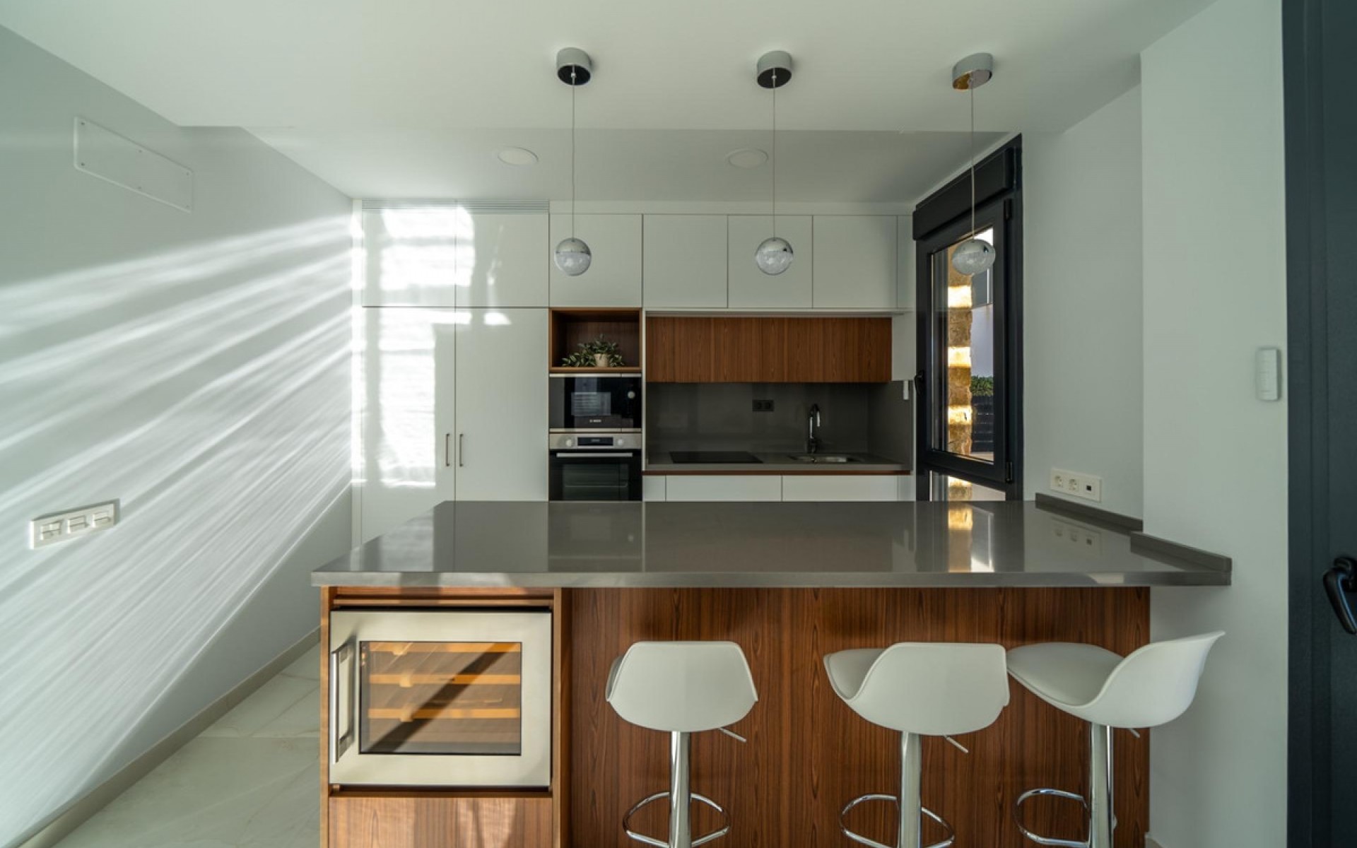 Resale - Villa - Cabo Roig