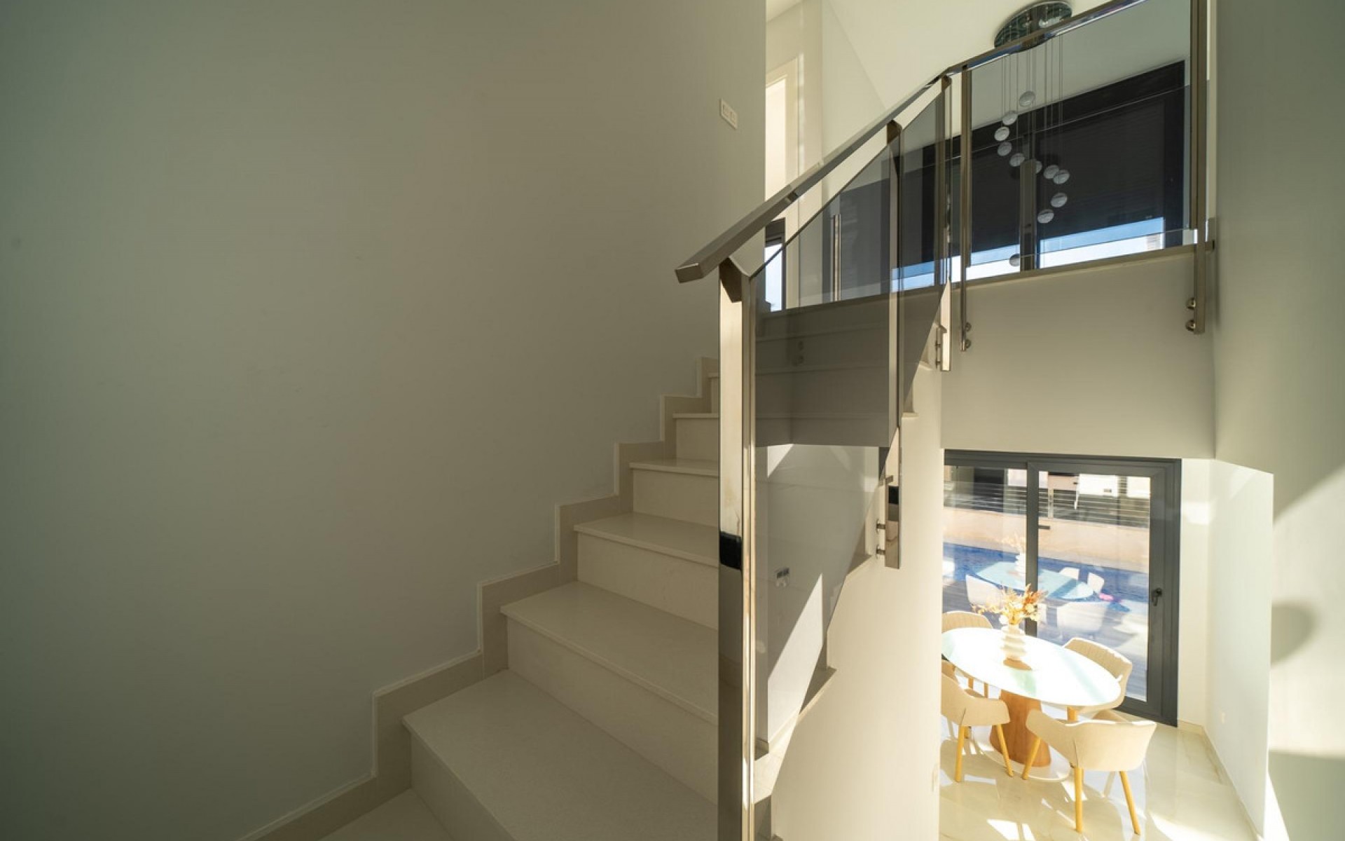 Resale - Villa - Cabo Roig