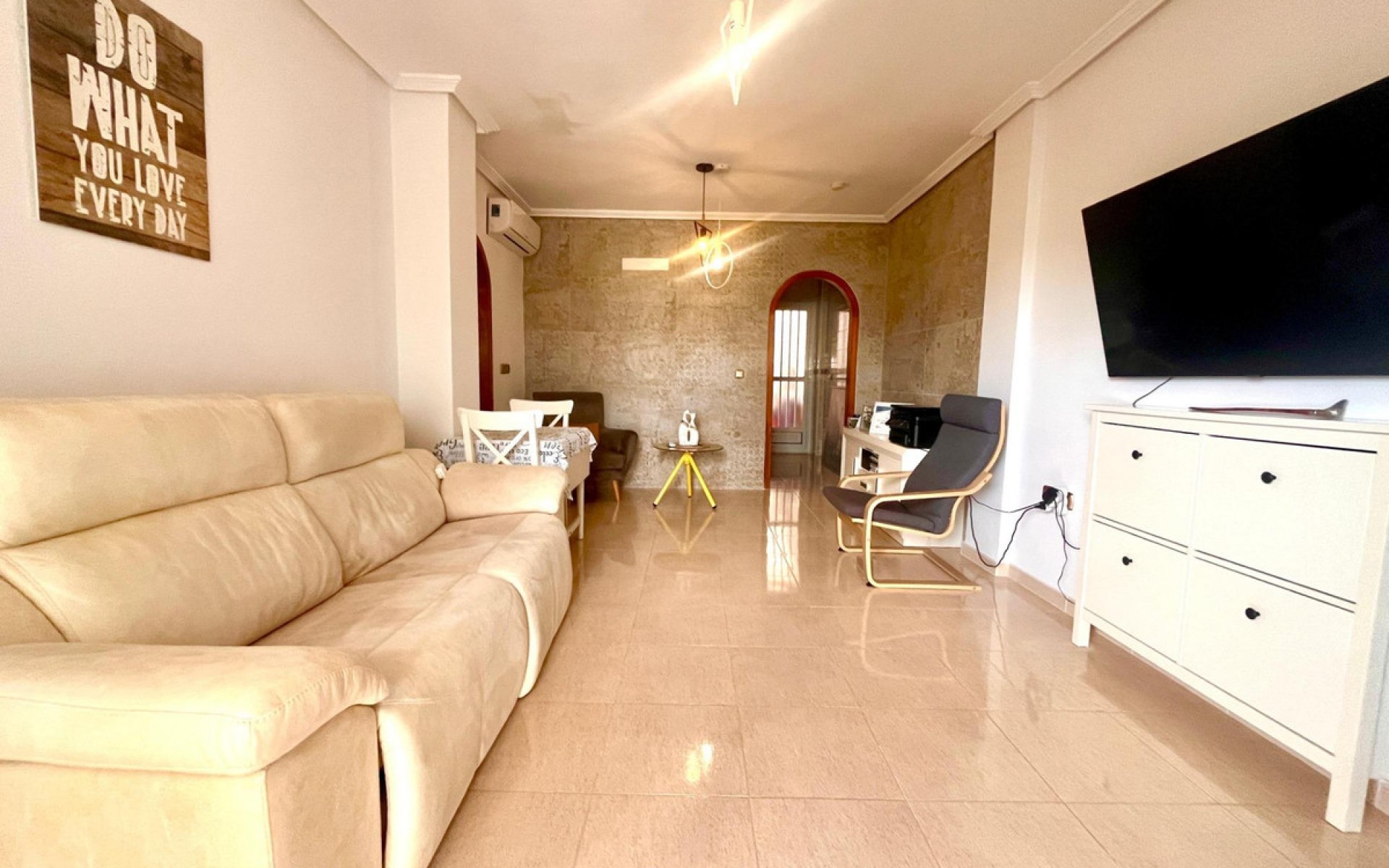 Resale - Villa - Cabo Roig